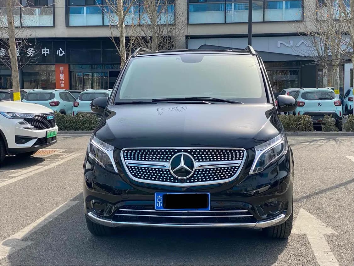 Mercedes-Benz Vito 2024 г. 4000 км. — фото 2