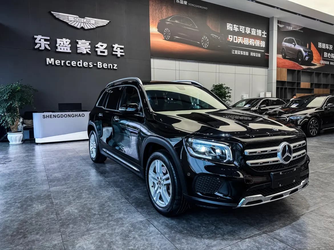 Mercedes-Benz GLB 2023 г. 33110 км. — фото 3