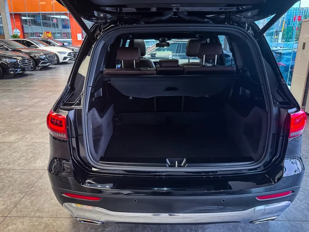 Mercedes-Benz GLB 2023 г. 33110 км. — фото 23