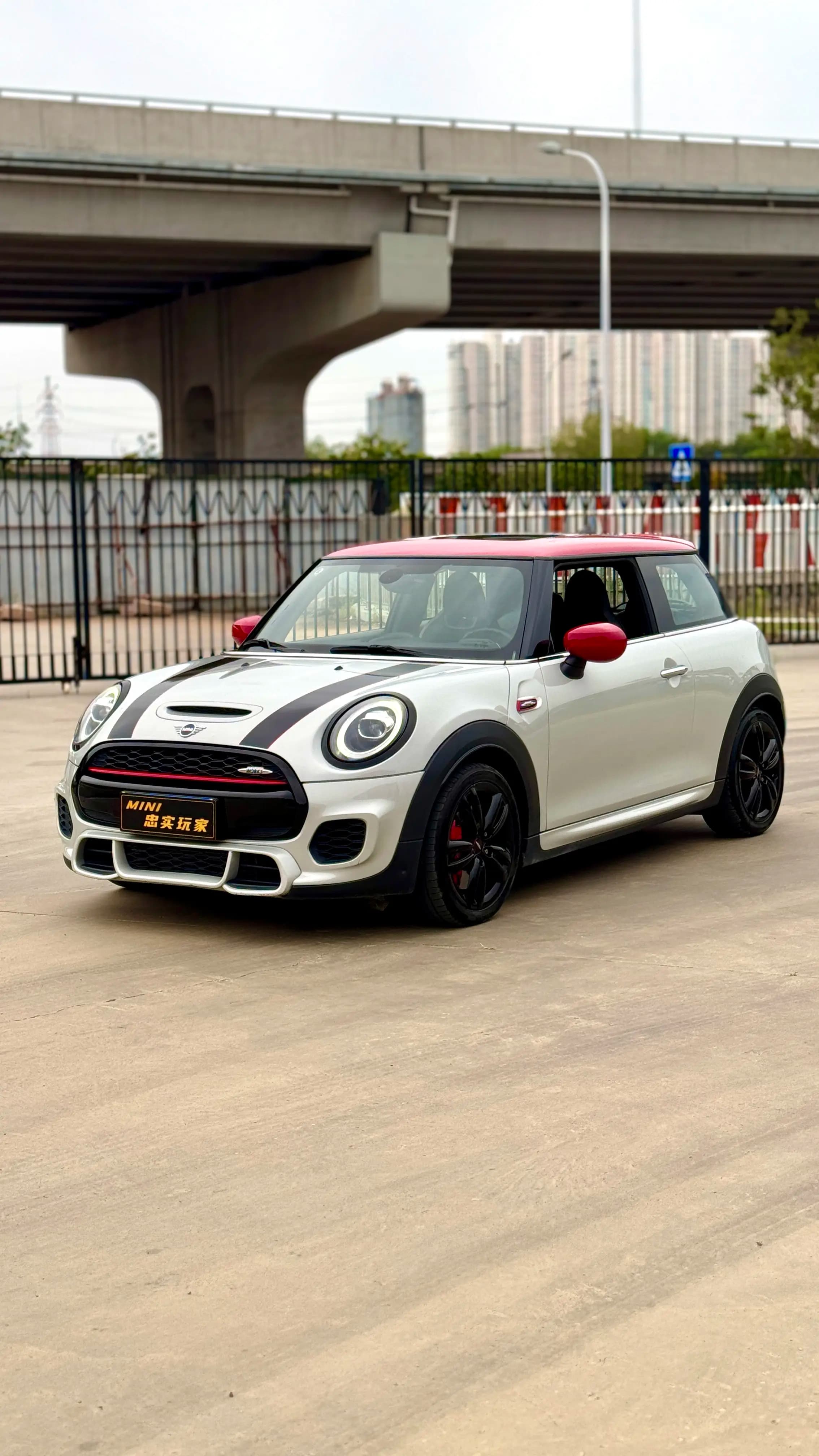 MINI JCW 2021 г. 49129 км. — фото 7