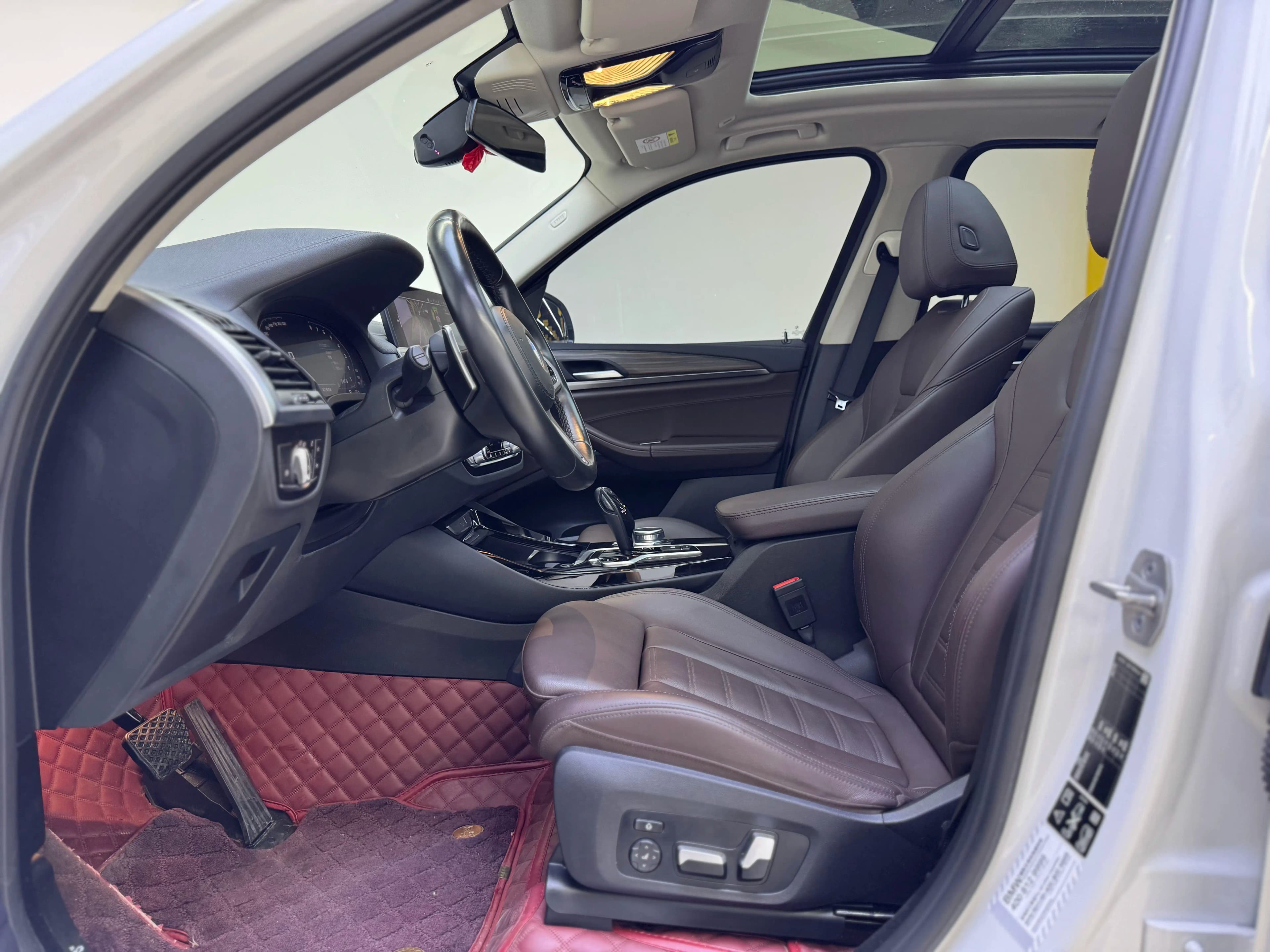 BMW X3 2021 г. 75728 км. — фото 17