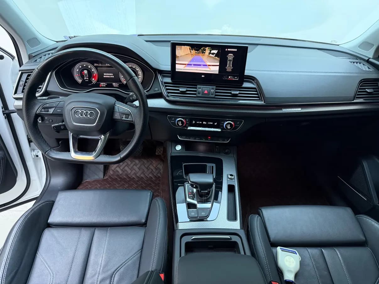 Audi Q5L 2021 г. 36086 км. — фото 11