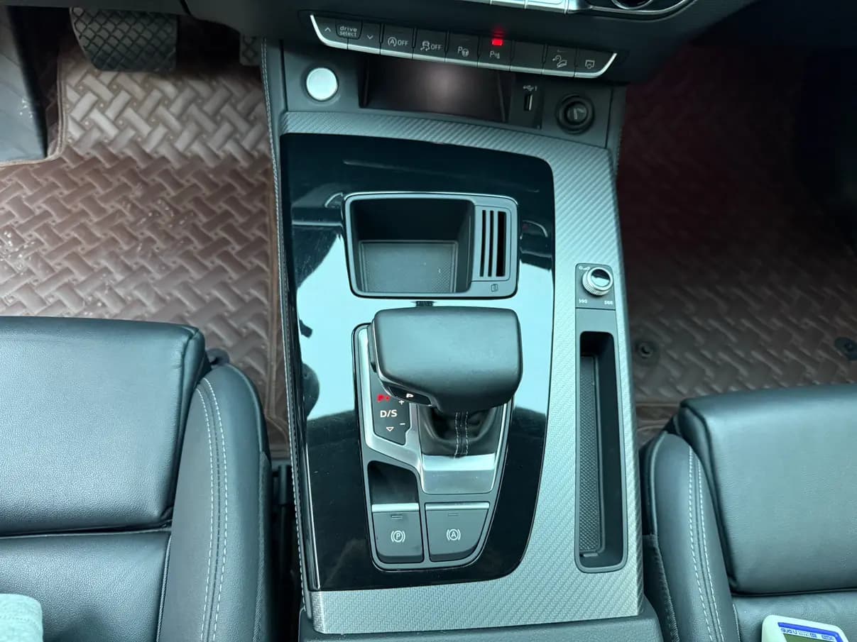 Audi Q5L 2021 г. 36086 км. — фото 15
