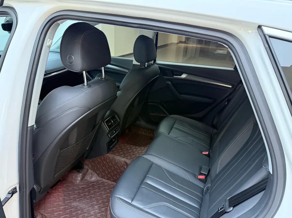 Audi Q5L 2021 г. 36086 км. — фото 17