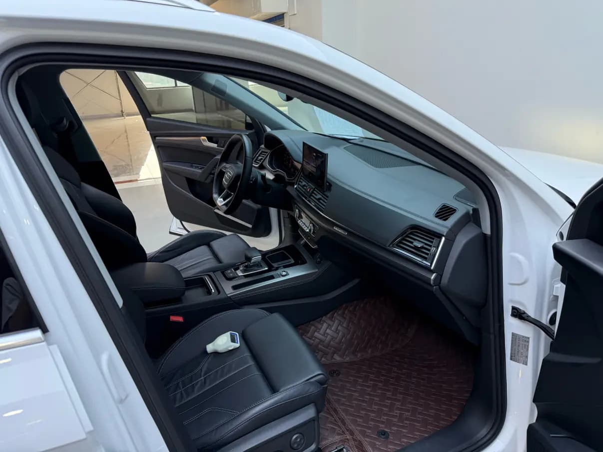 Audi Q5L 2021 г. 36086 км. — фото 20