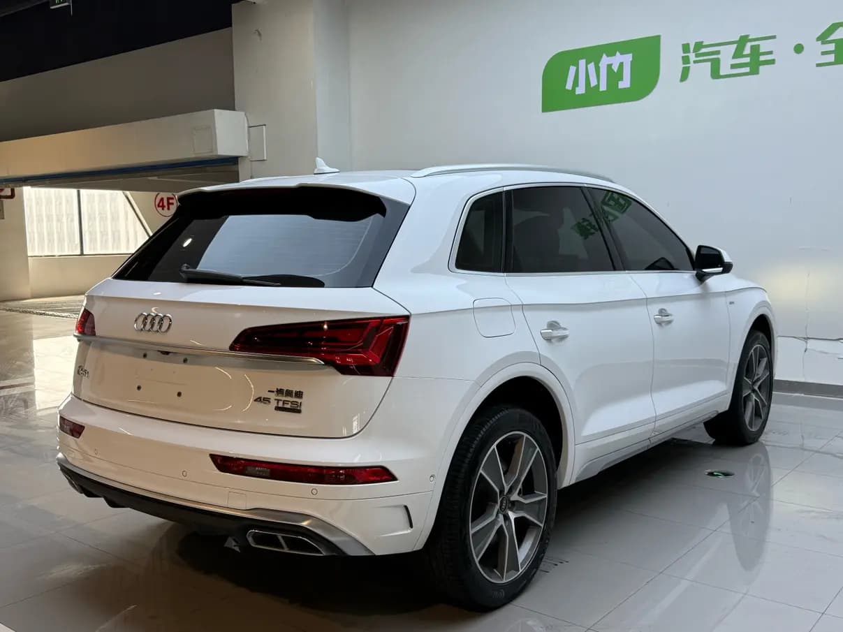 Audi Q5L 2021 г. 36086 км. — фото 7