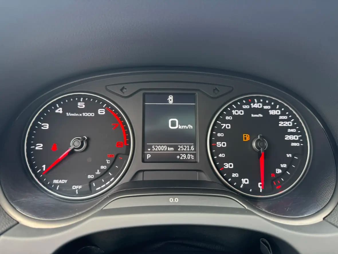 Audi A3 2021 г. 52089 км. — фото 11