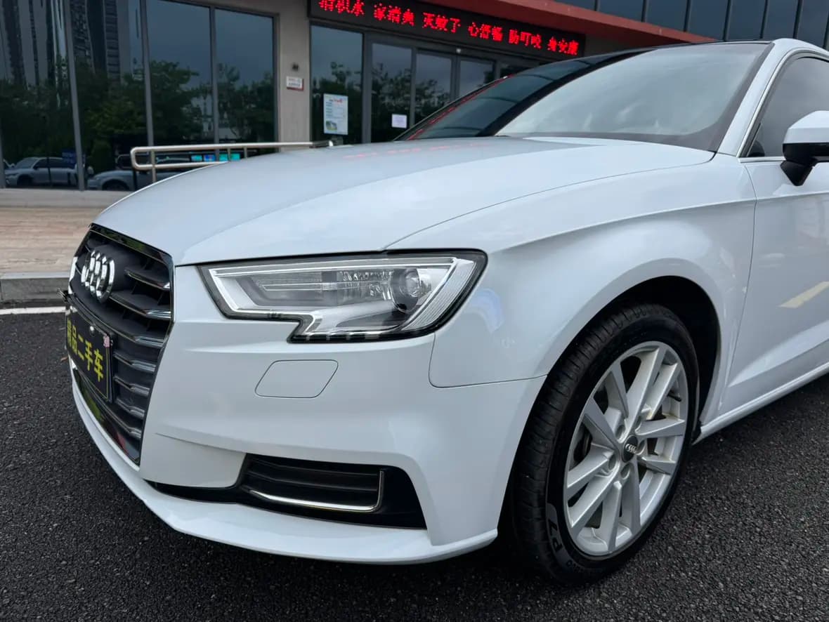 Audi A3 2021 г. 52089 км. — фото 9