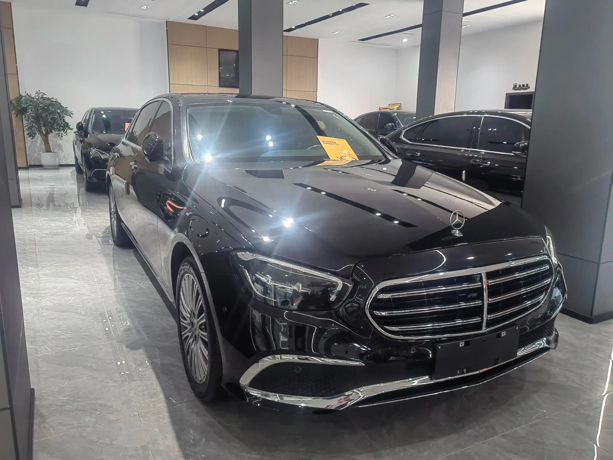 Mercedes-Benz E-Class 2021 г. 60023 км. — фото 2