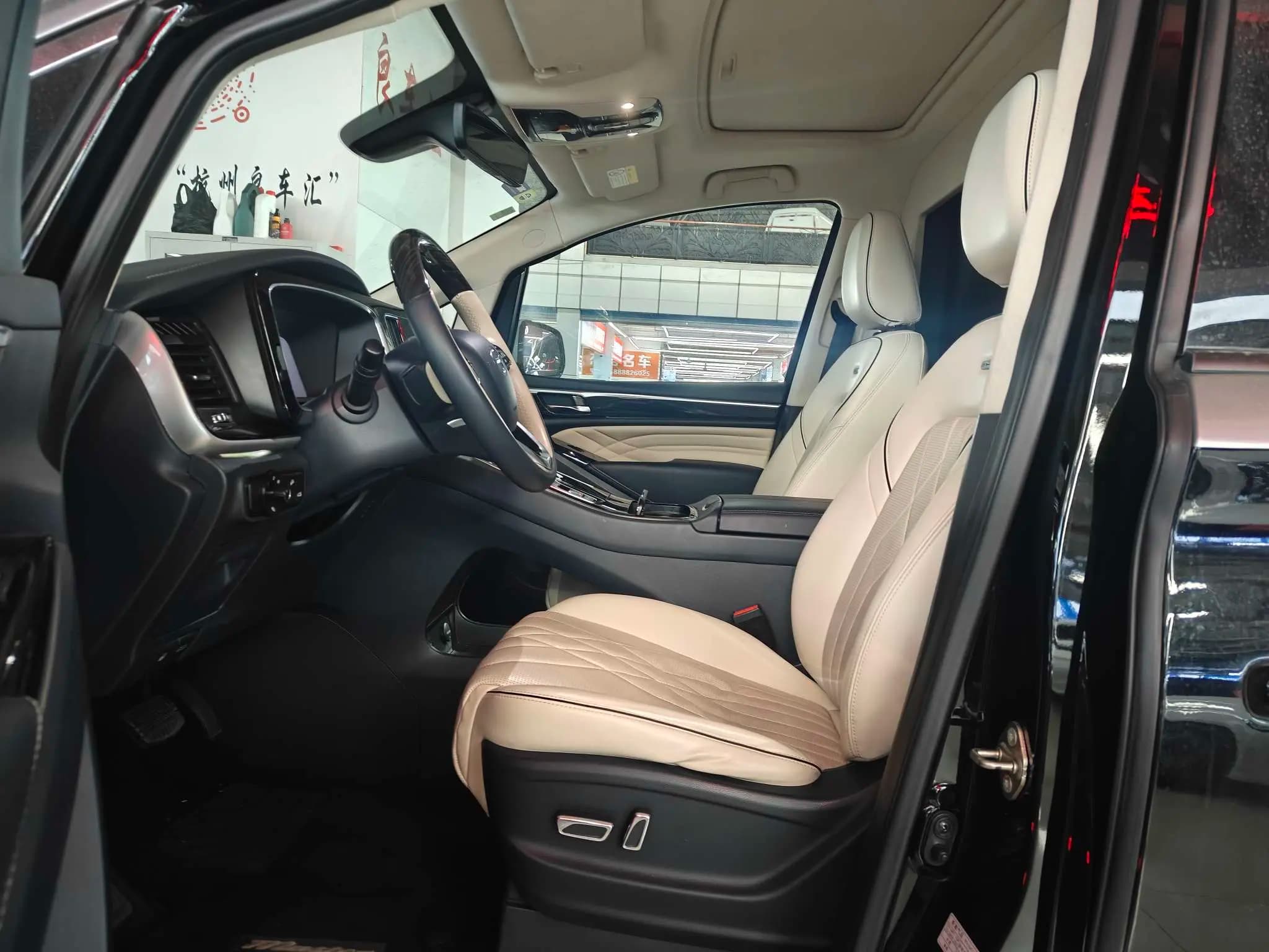 GAC Trumpchi M8 2021 г. 61084 км. — фото 7