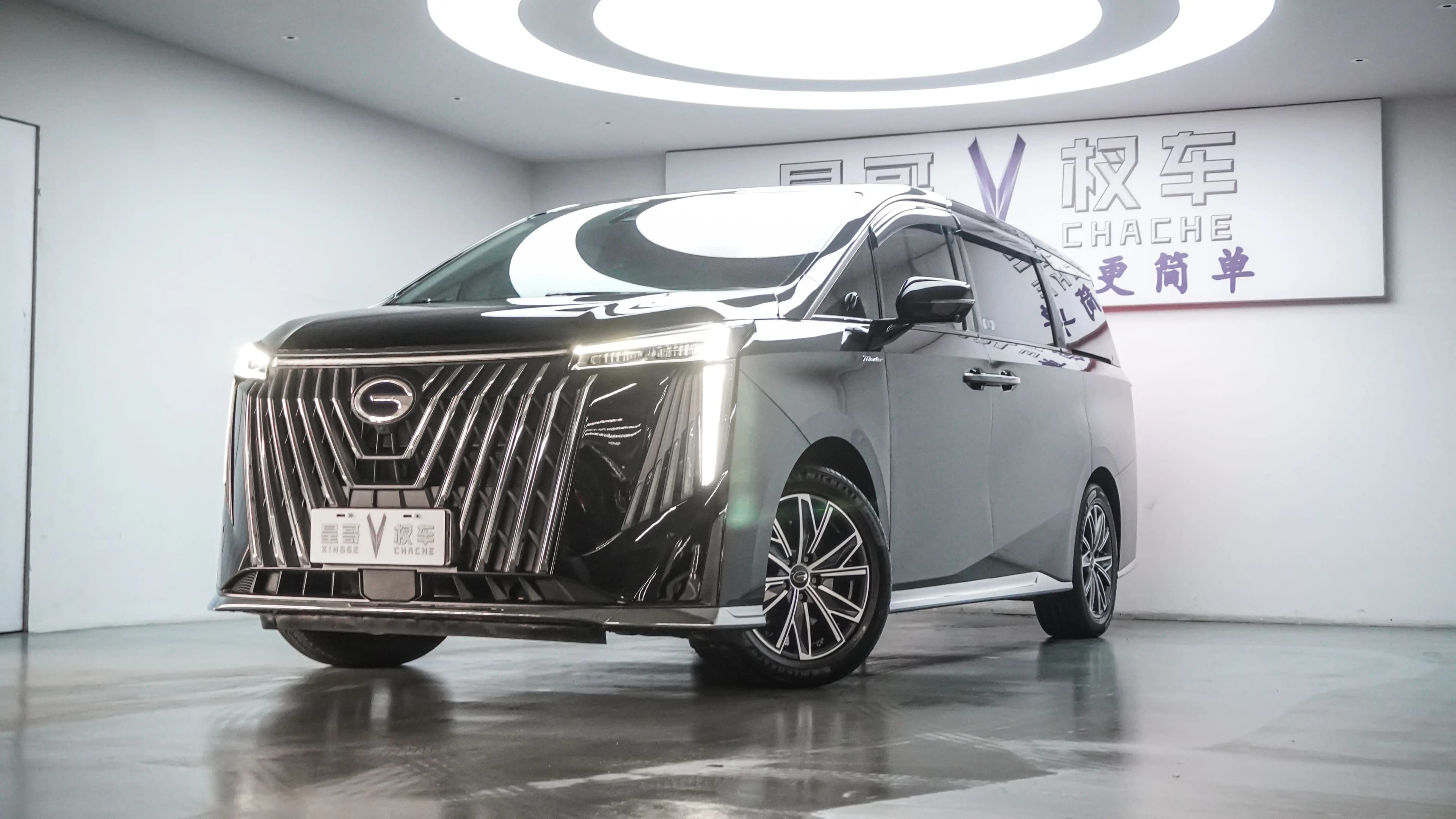 GAC Trumpchi M8 2025 г. 14085 км.