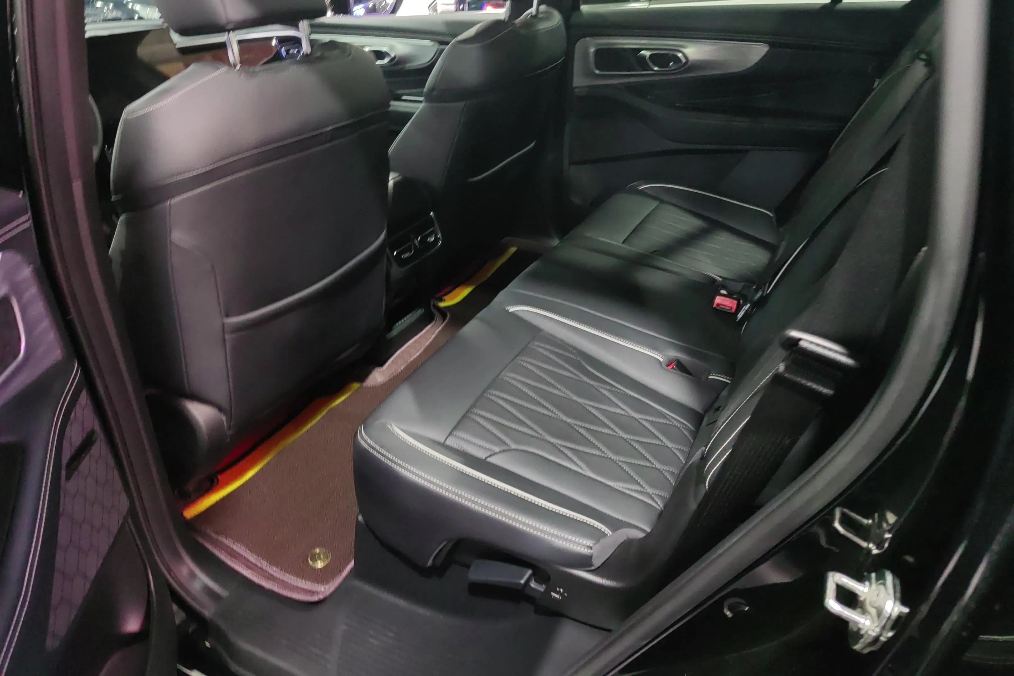 GAC Trumpchi GS8 2025 г. 4287 км. — фото 16