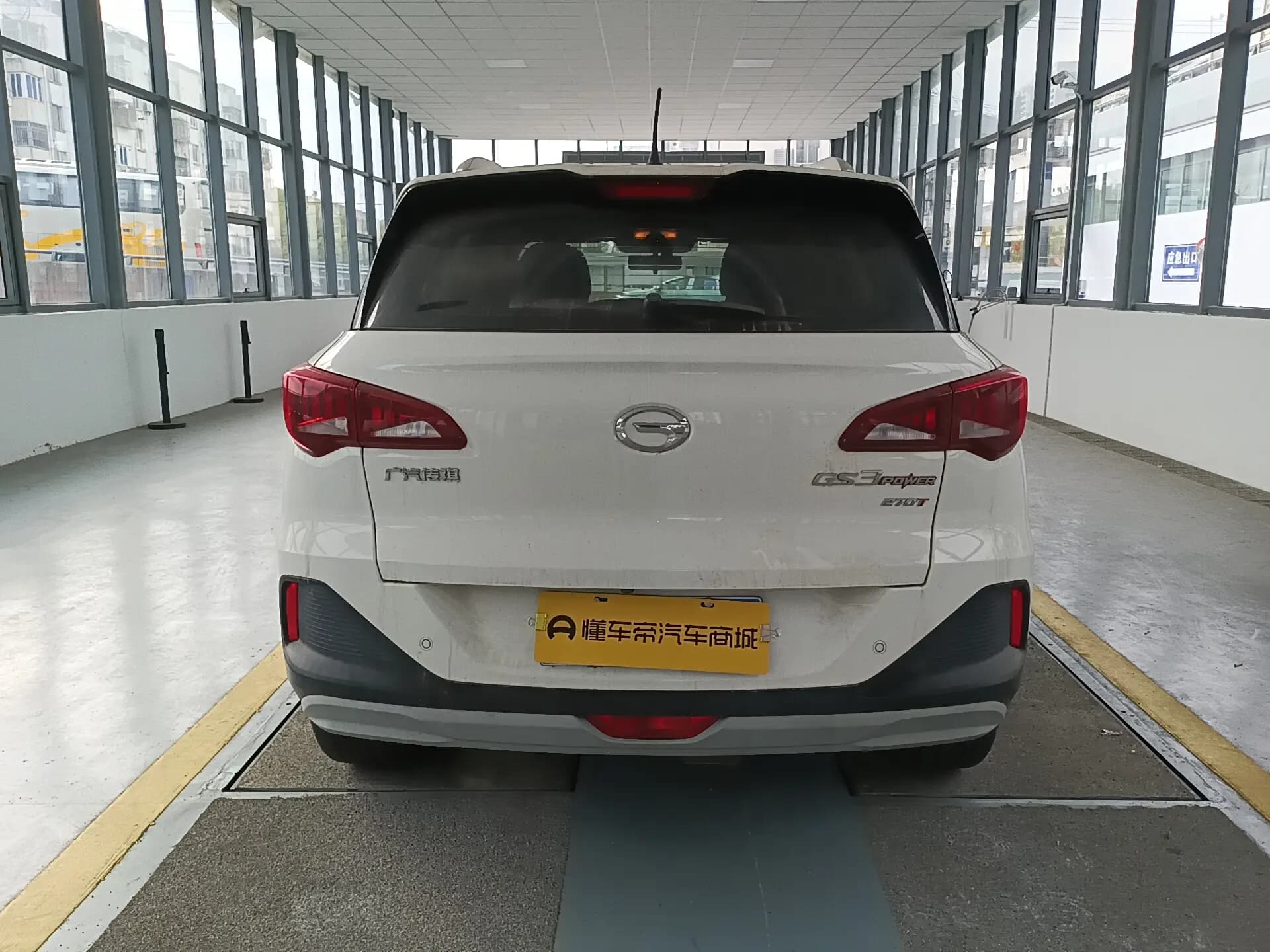 GAC Trumpchi GS3 2022 г. 16189 км. — фото 5