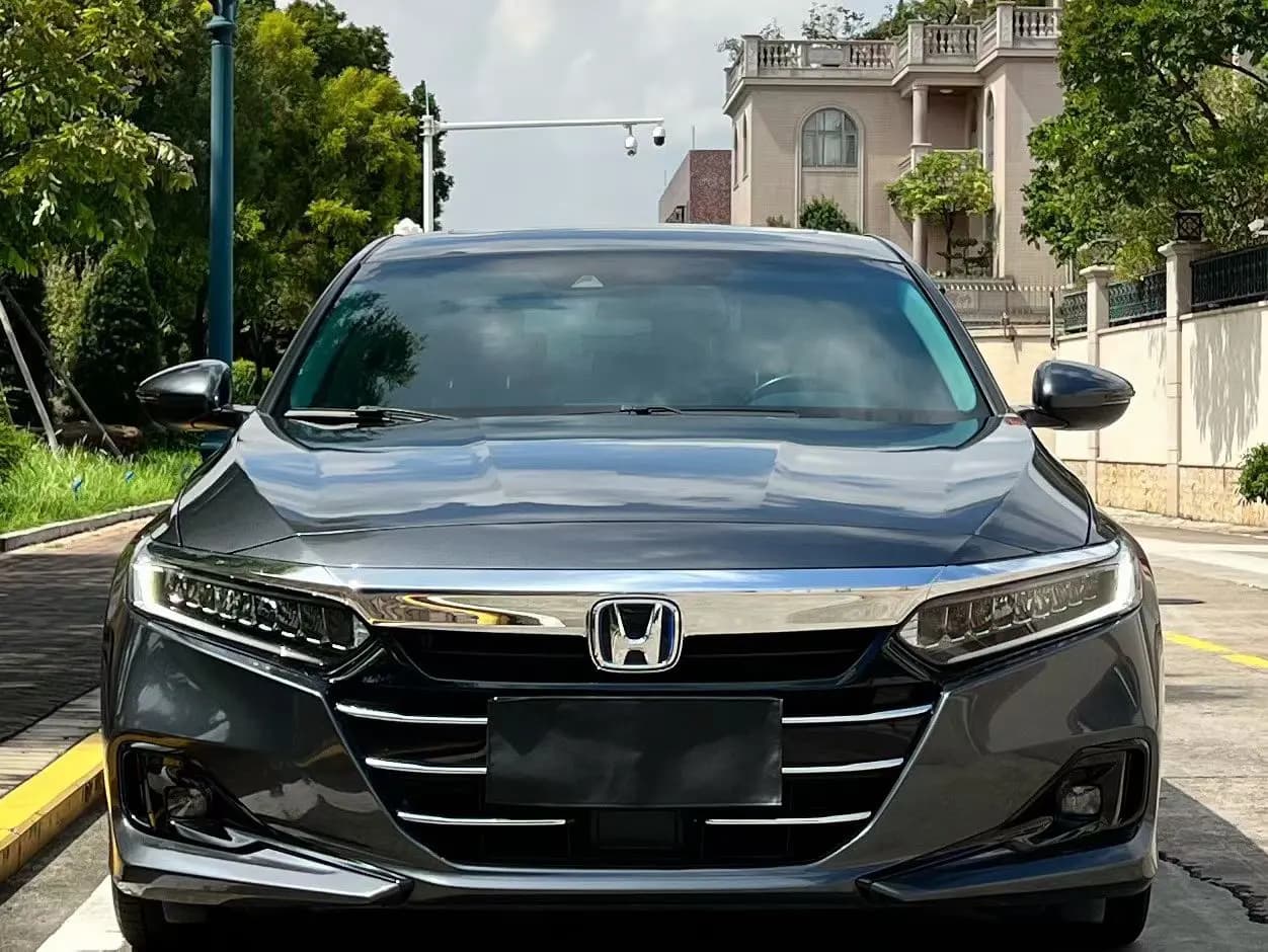 Honda Accord 2022 г. 70000 км. — фото 2