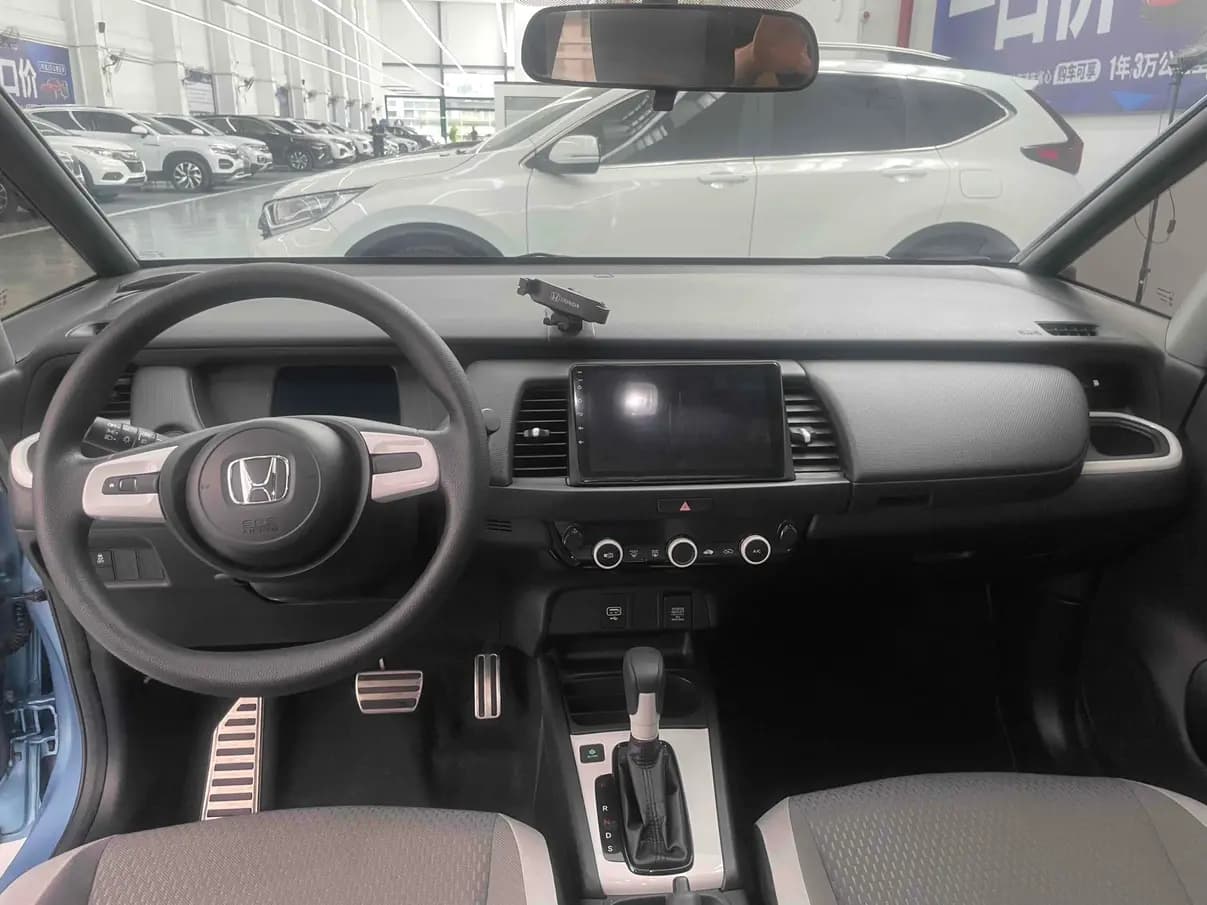 Honda Fit 2021 г. 27086 км. — фото 18