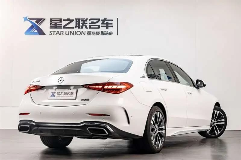 Mercedes-Benz C-Class PHEV 2024 г. 11440 км. — фото 3