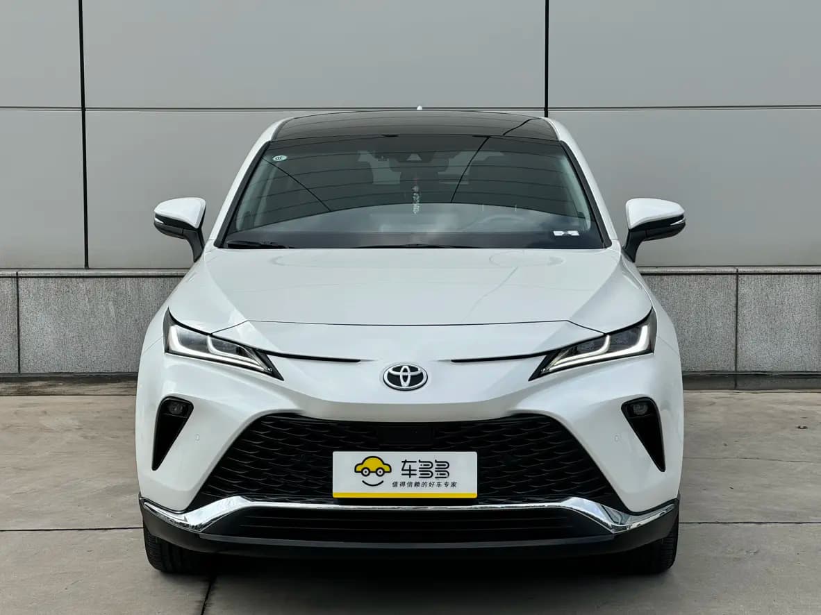 Toyota Venza 2024 г. 10072 км. — фото 2