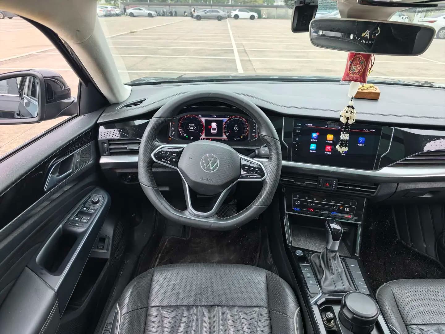 Volkswagen Passat 2022 г. 37144 км. — фото 13