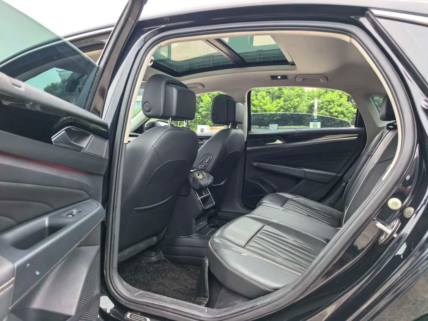 Volkswagen Passat 2022 г. 37144 км. — фото 16