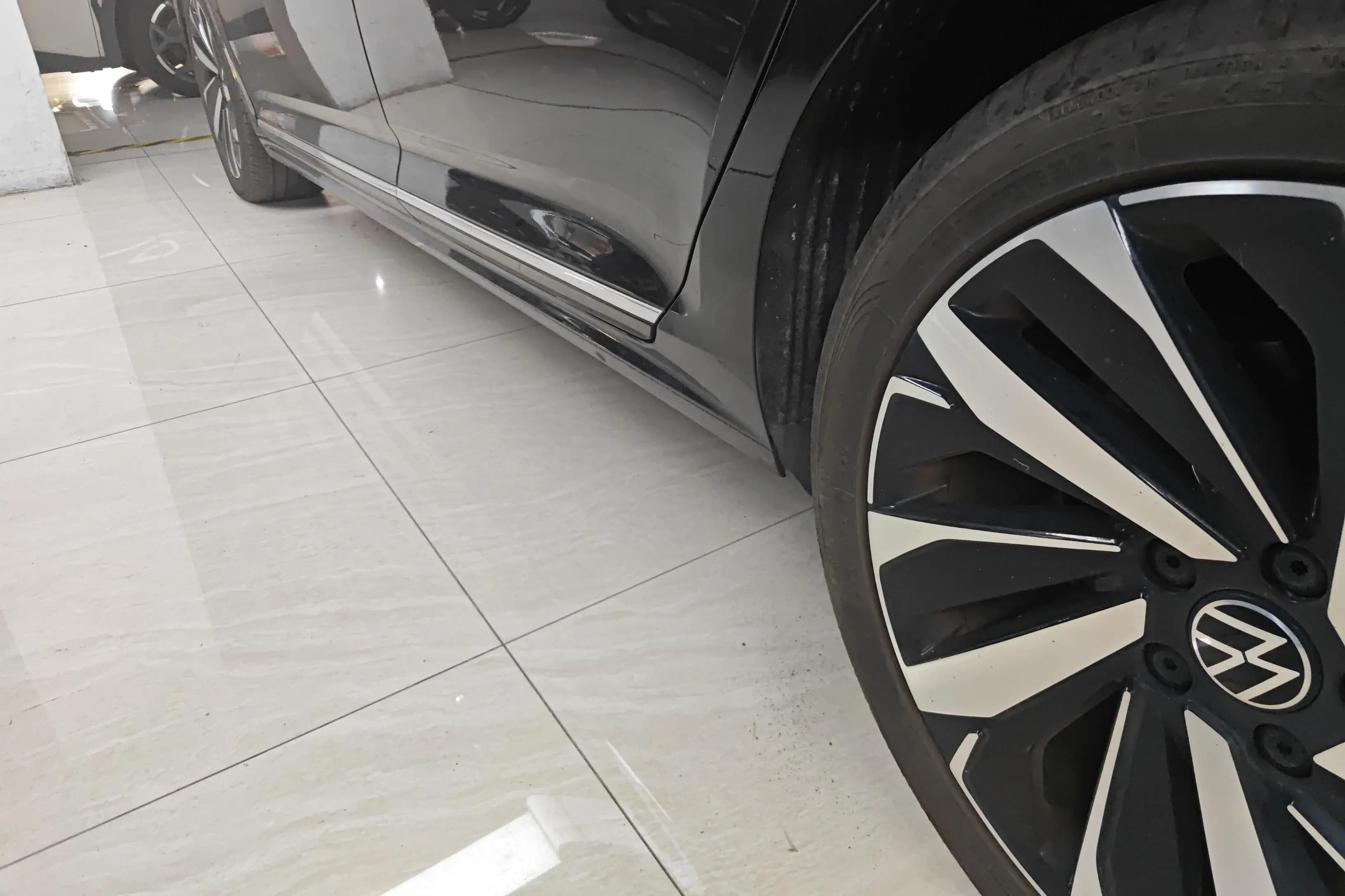 Volkswagen Passat 2024 г. 36045 км. — фото 10