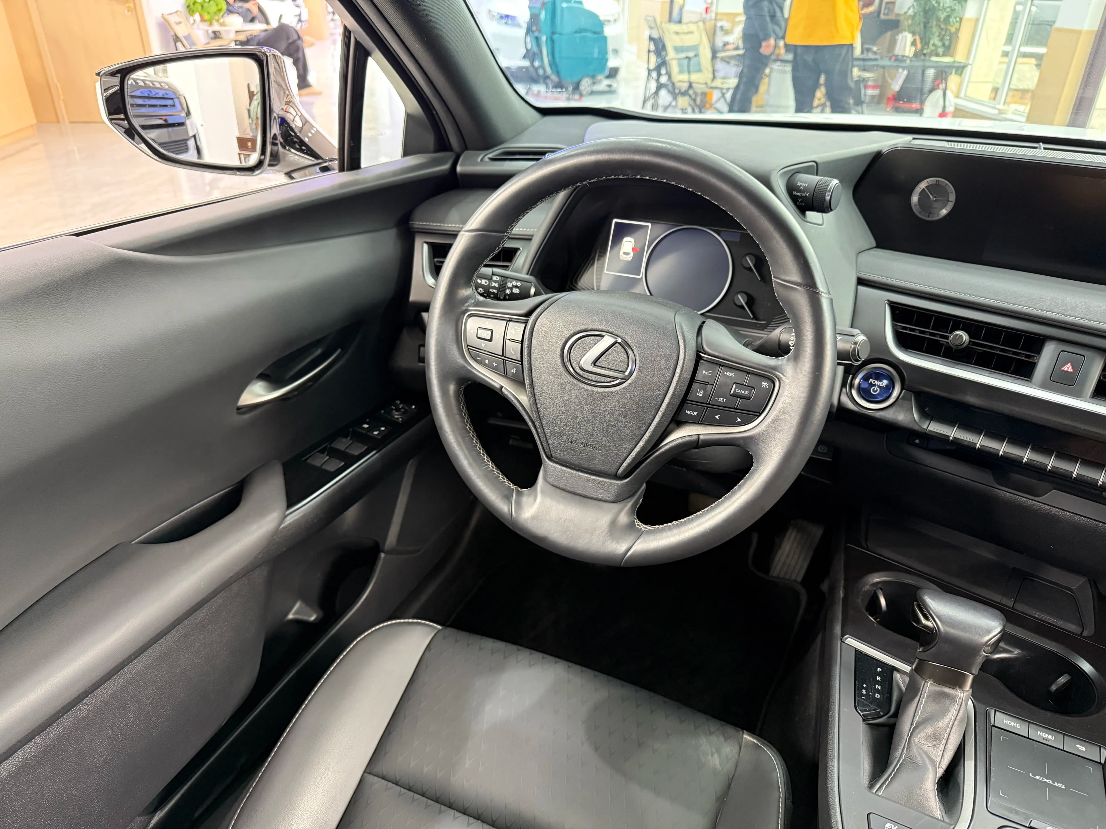 Lexus UX 2021 г. 40114 км. — фото 14