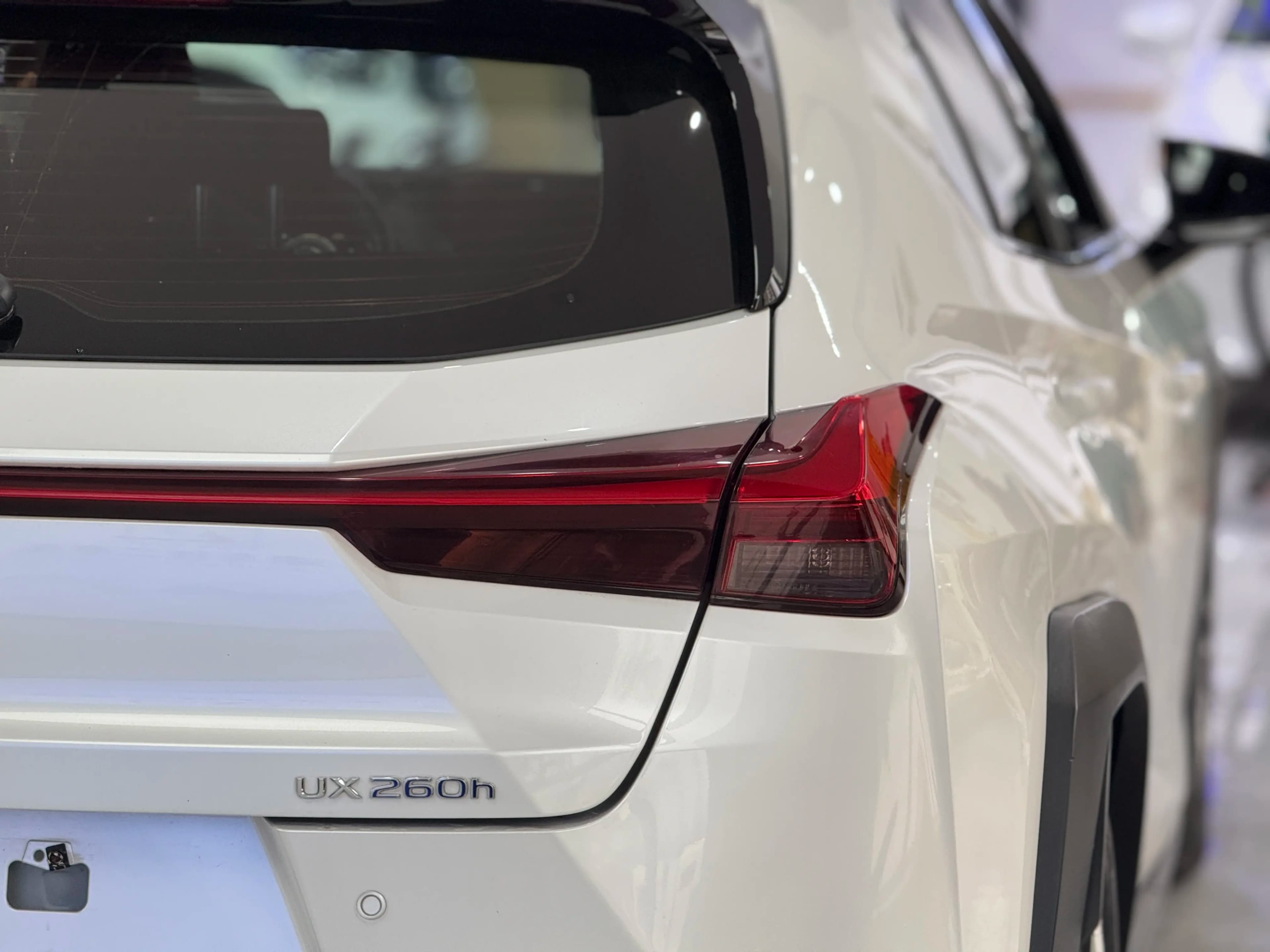Lexus UX 2021 г. 40114 км. — фото 8