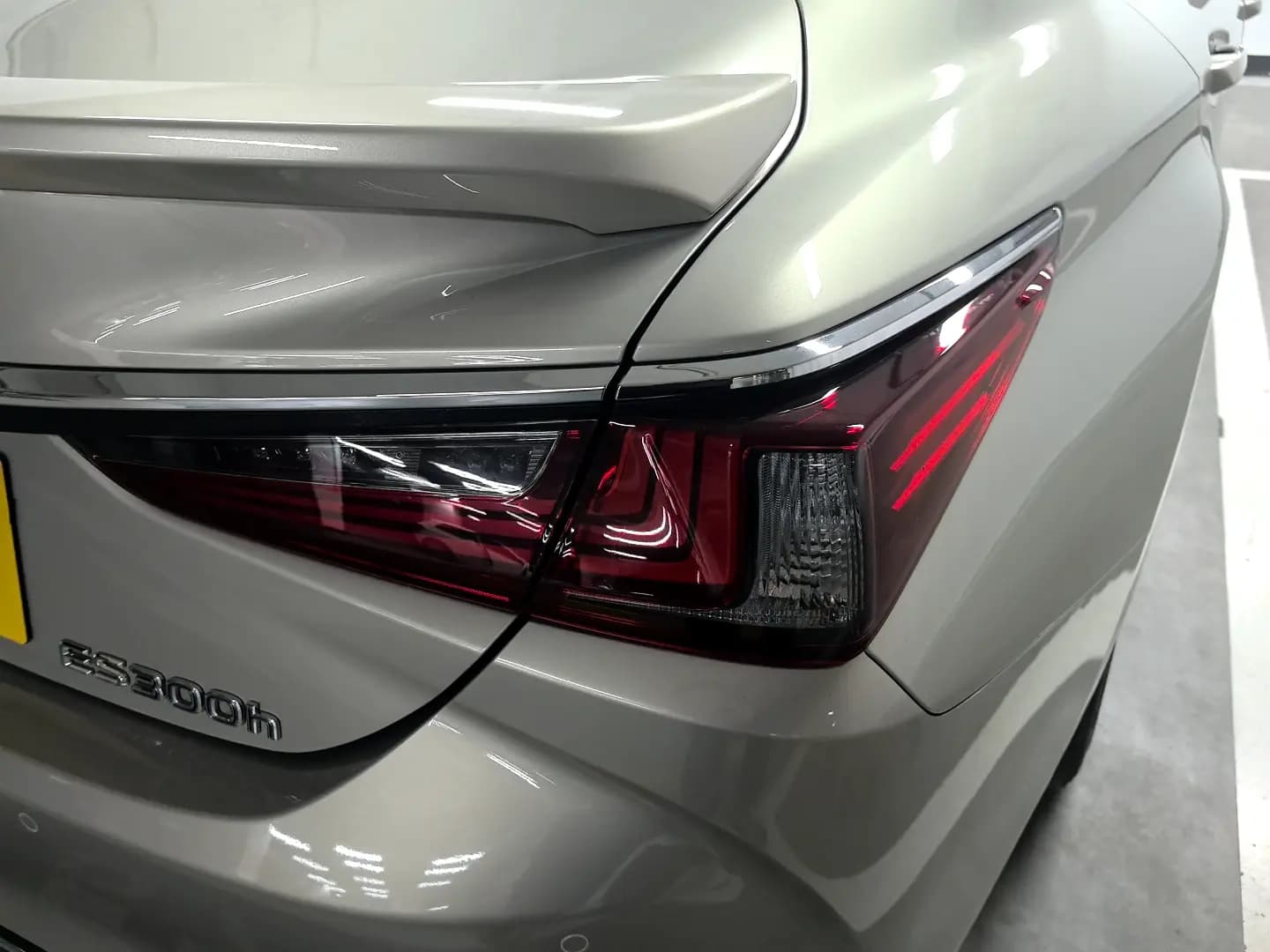 Lexus ES 2021 г. 49505 км. — фото 13