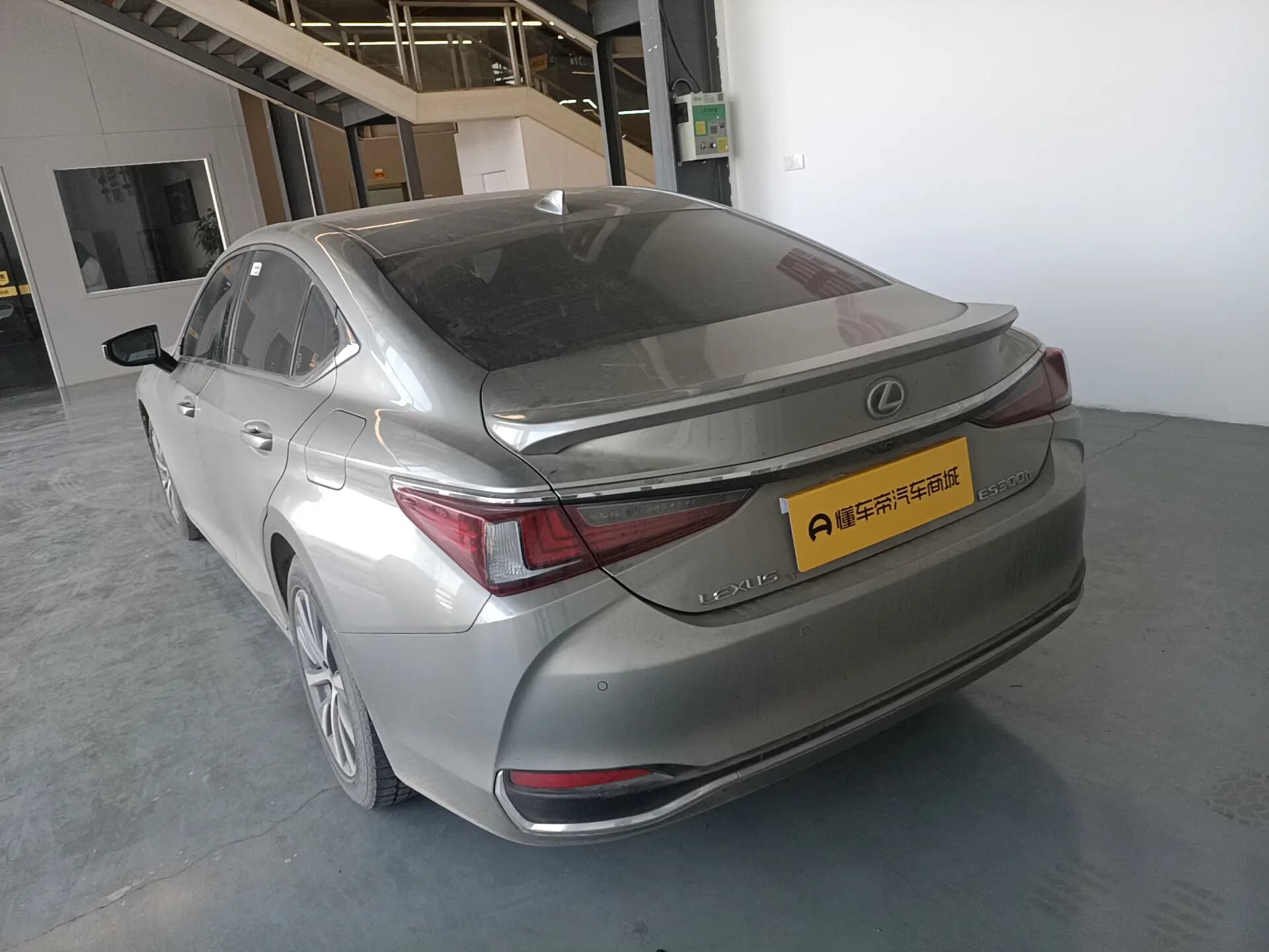 Lexus ES 2021 г. 57607 км. — фото 6