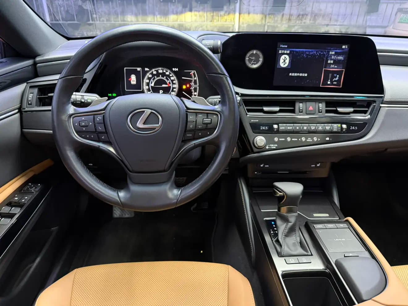 Lexus ES 2022 г. 36010 км. — фото 16