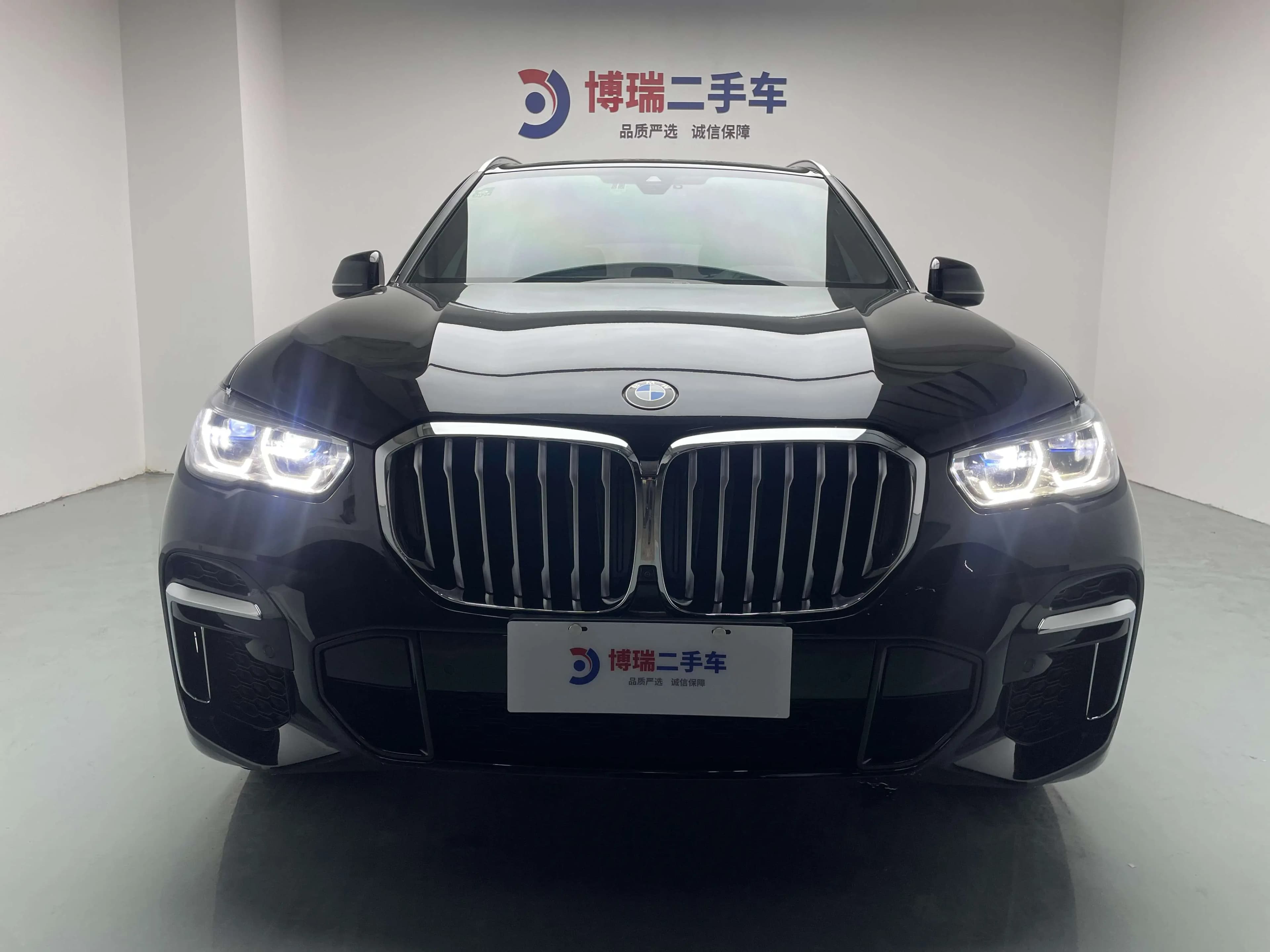 BMW X5 2023 г. 84478 км. — фото 2