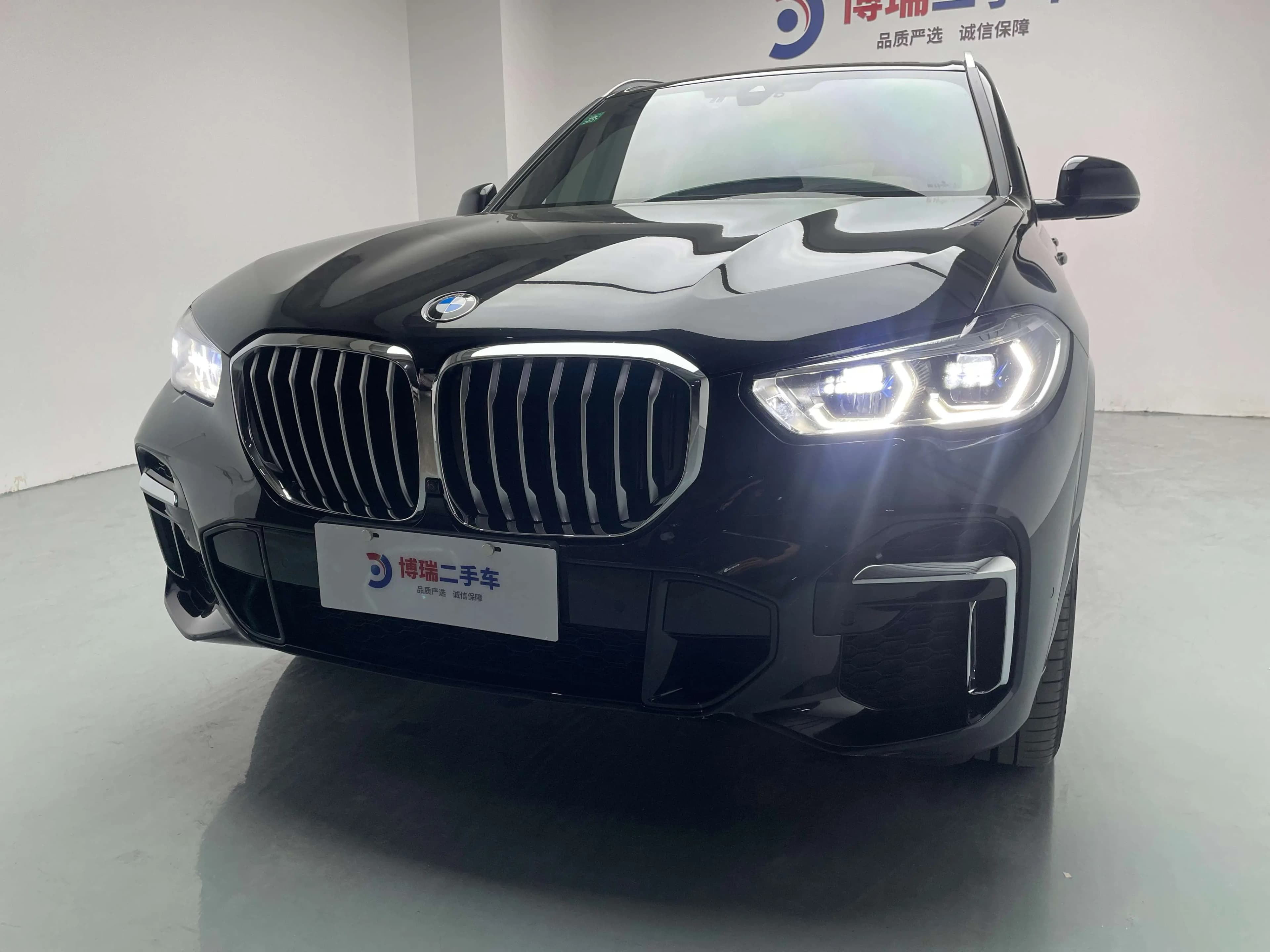 BMW X5 2023 г. 84478 км. — фото 12