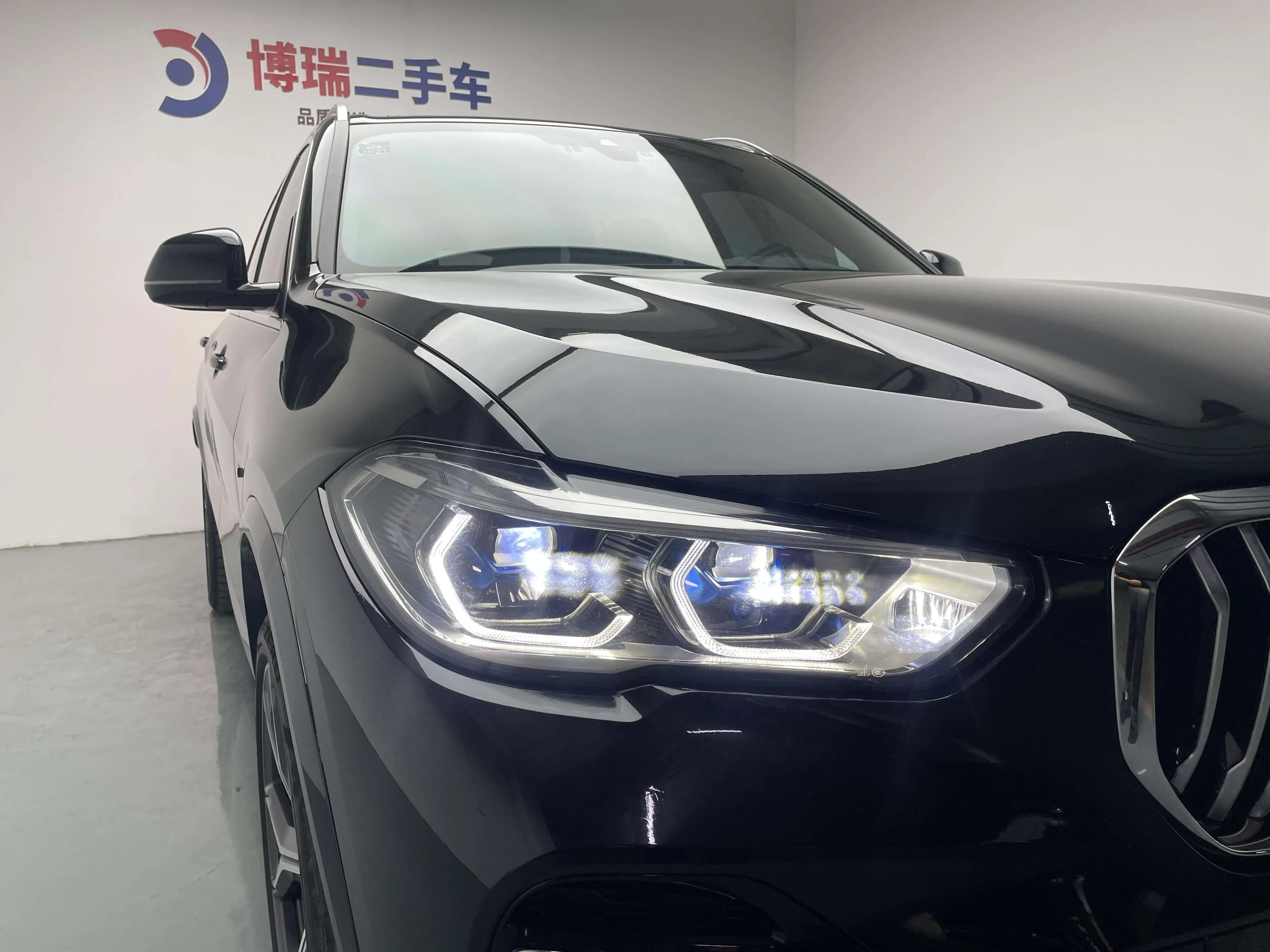 BMW X5 2023 г. 84478 км. — фото 9