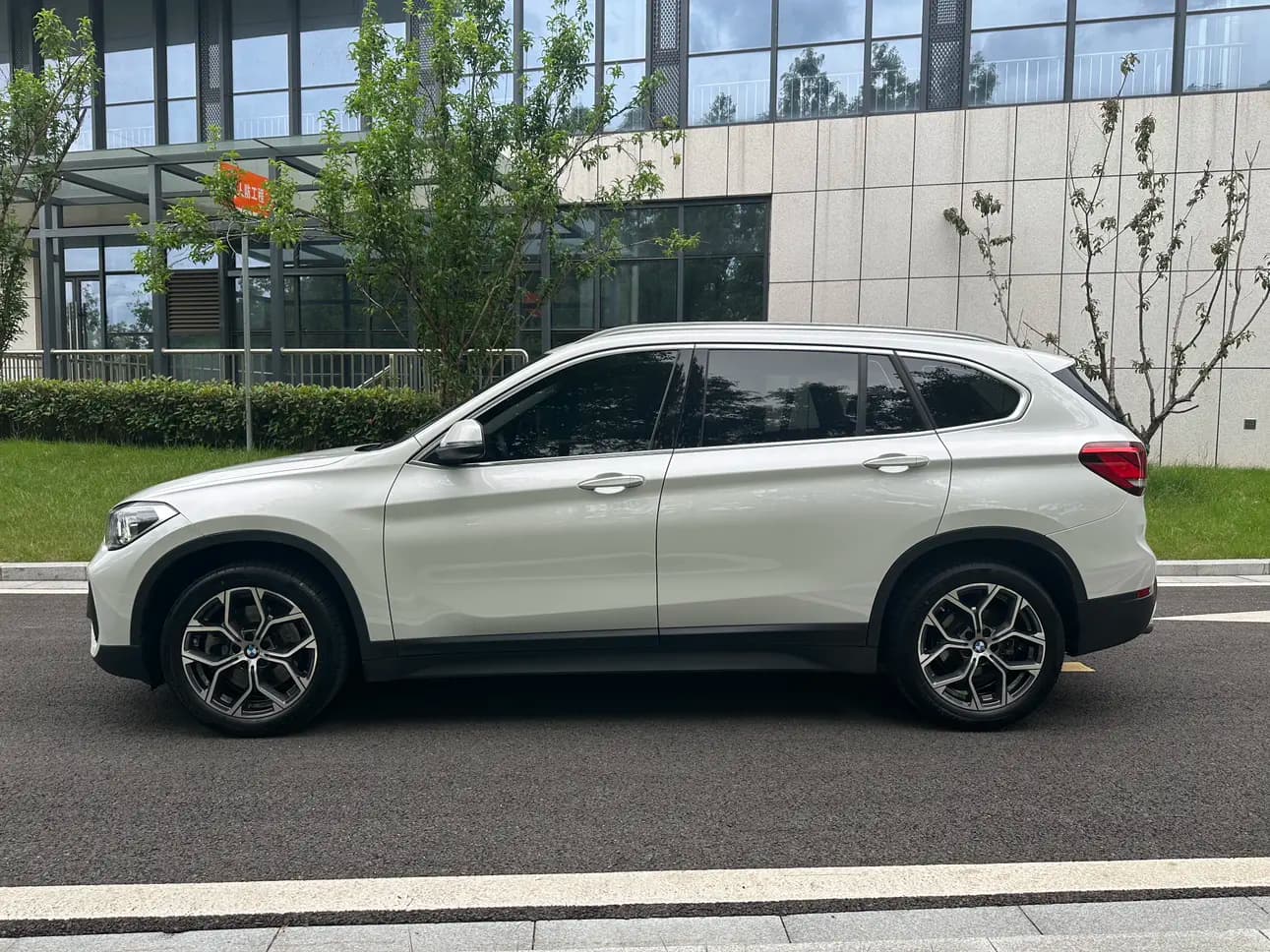 BMW X1 2022 г. 46028 км. — фото 3
