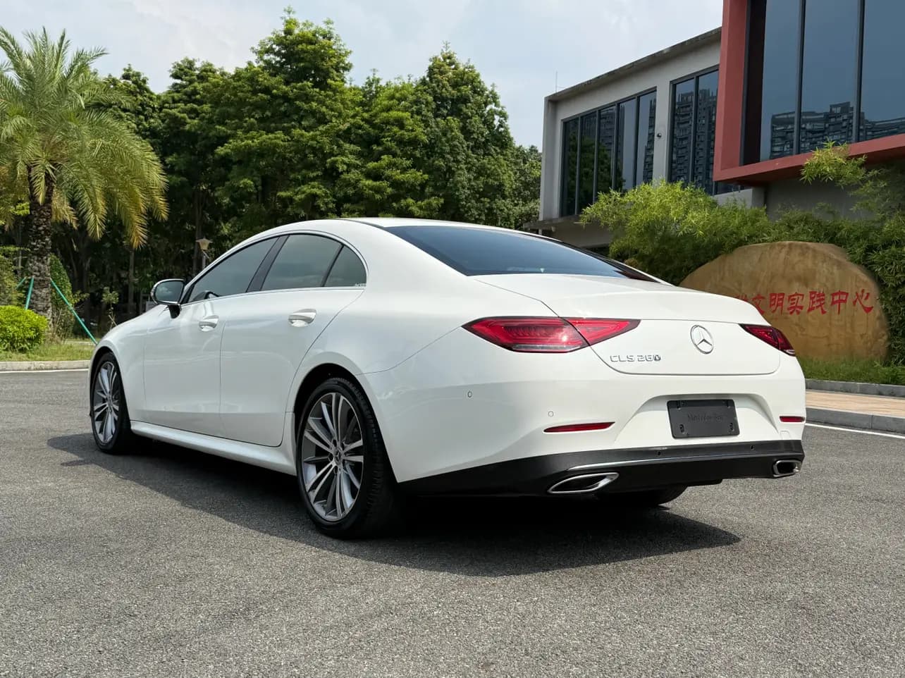 Mercedes-Benz Mercedes Benz CLS 2021 г. 70142 км. — фото 4