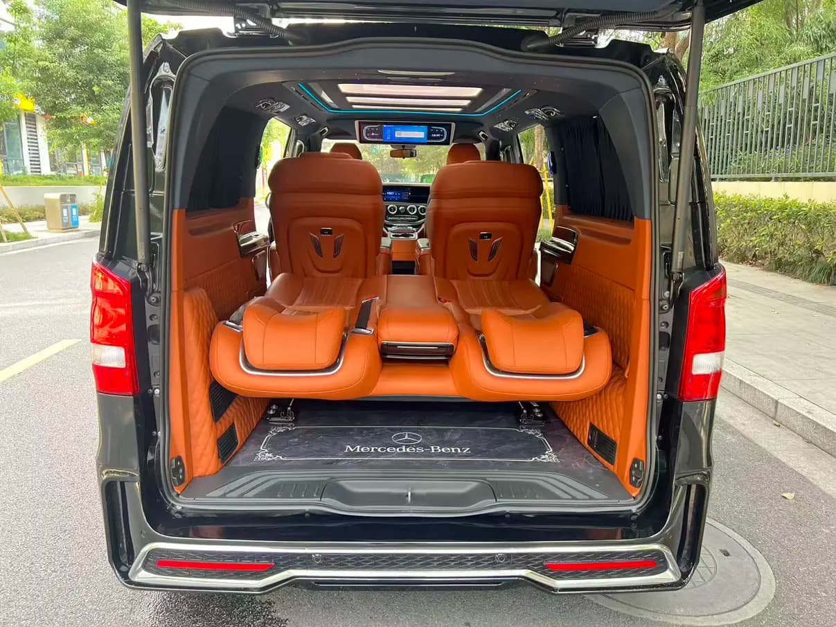 Mercedes-Benz Vito 2023 г. 37045 км. — фото 11