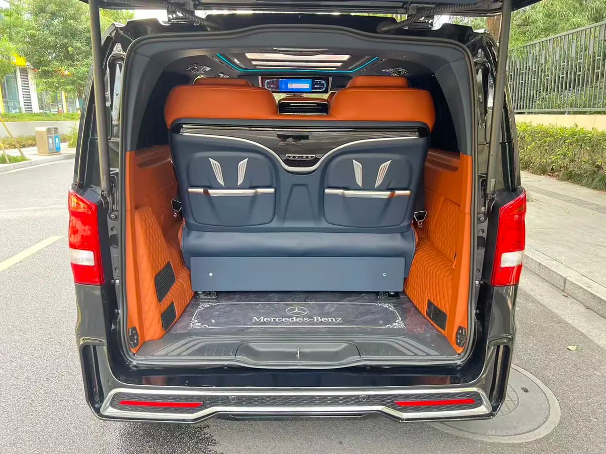 Mercedes-Benz Vito 2023 г. 37045 км. — фото 12