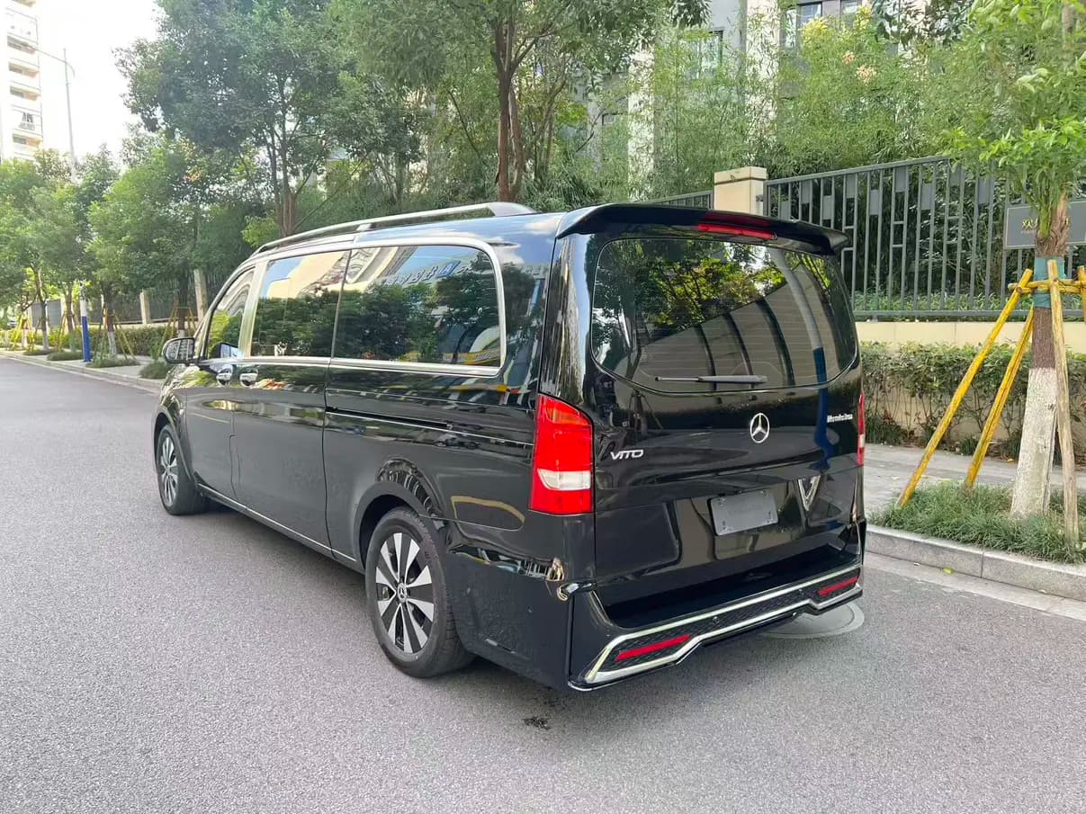 Mercedes-Benz Vito 2023 г. 37045 км. — фото 3