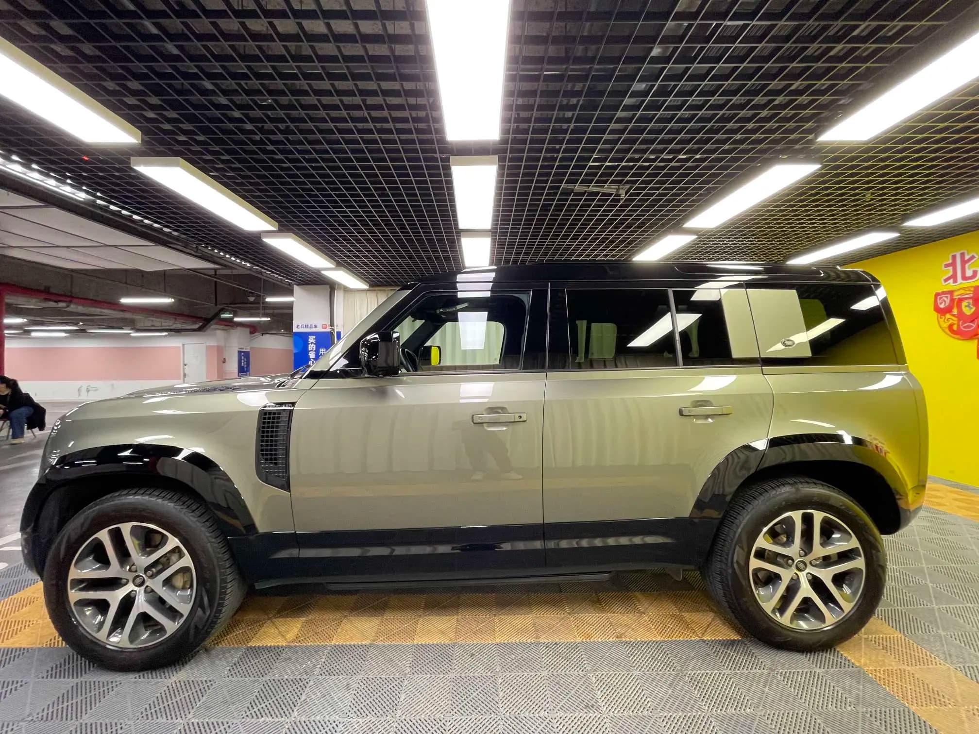 Land Rover Guard 2023 г. 10998 км. — фото 4