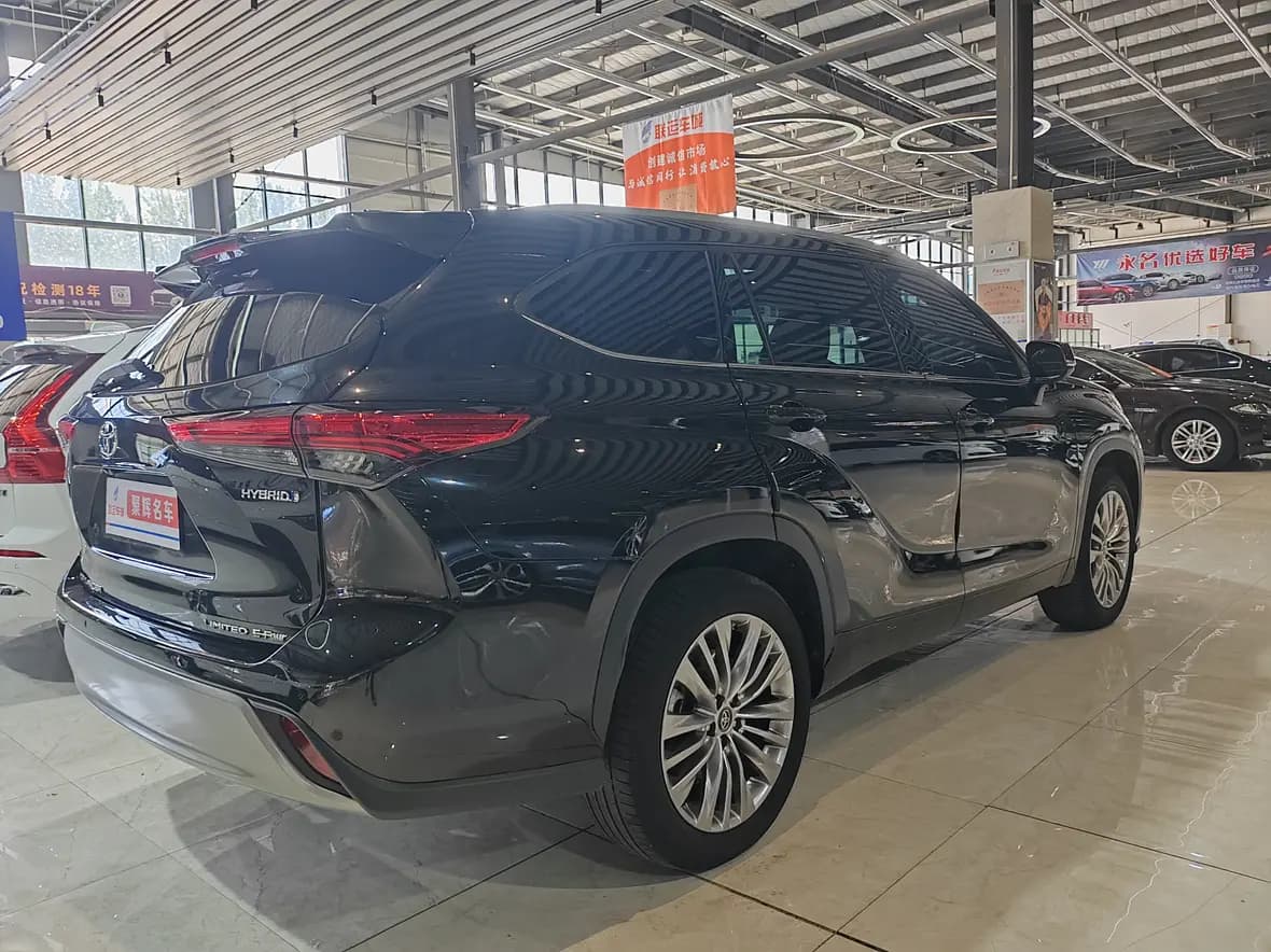 Toyota Highlander 2022 г. 28105 км. — фото 6