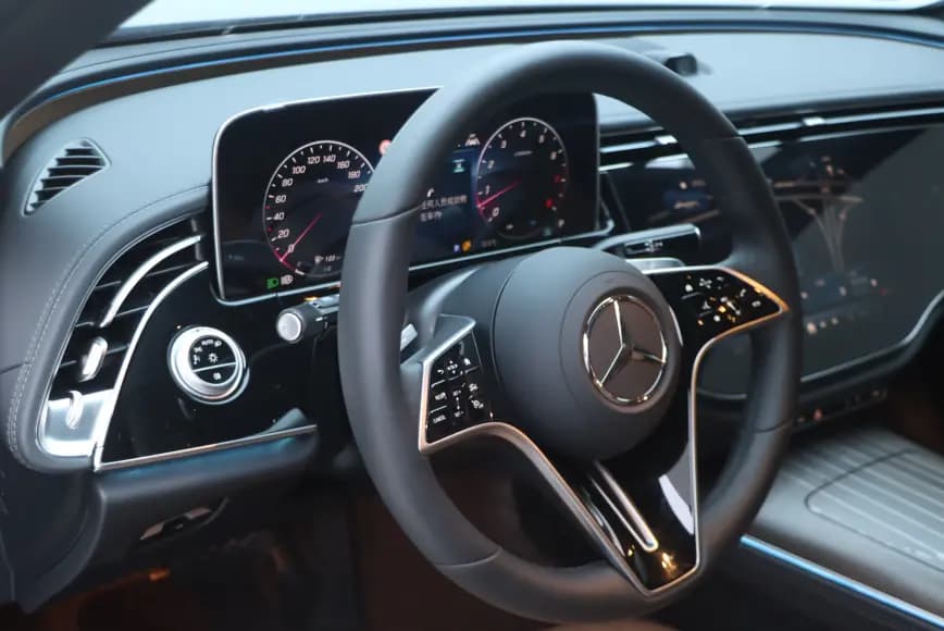 Mercedes-Benz E-Class 2025 г. 14325 км. — фото 8