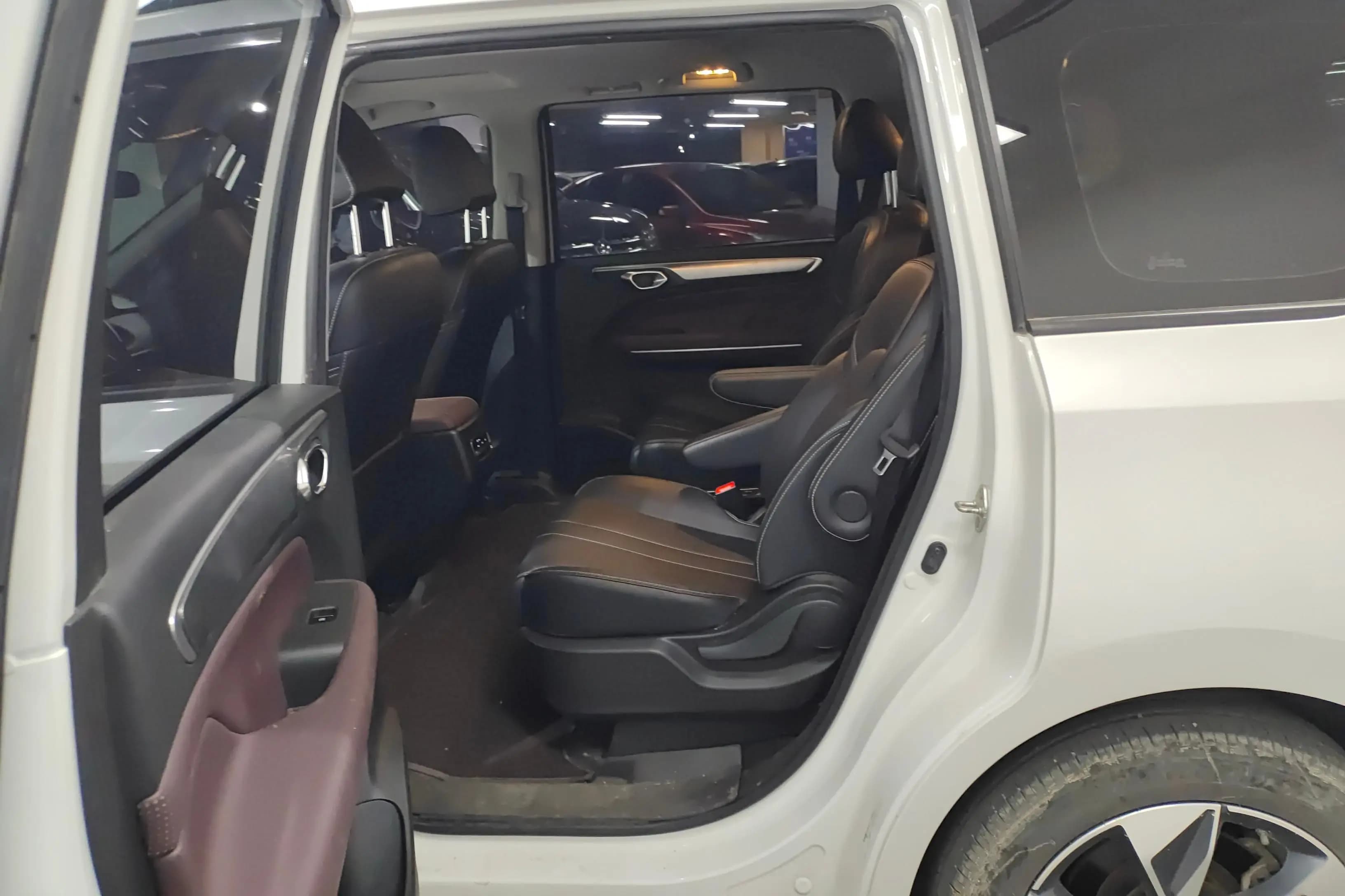 GAC Trumpchi M6 2024 г. 31100 км. — фото 16