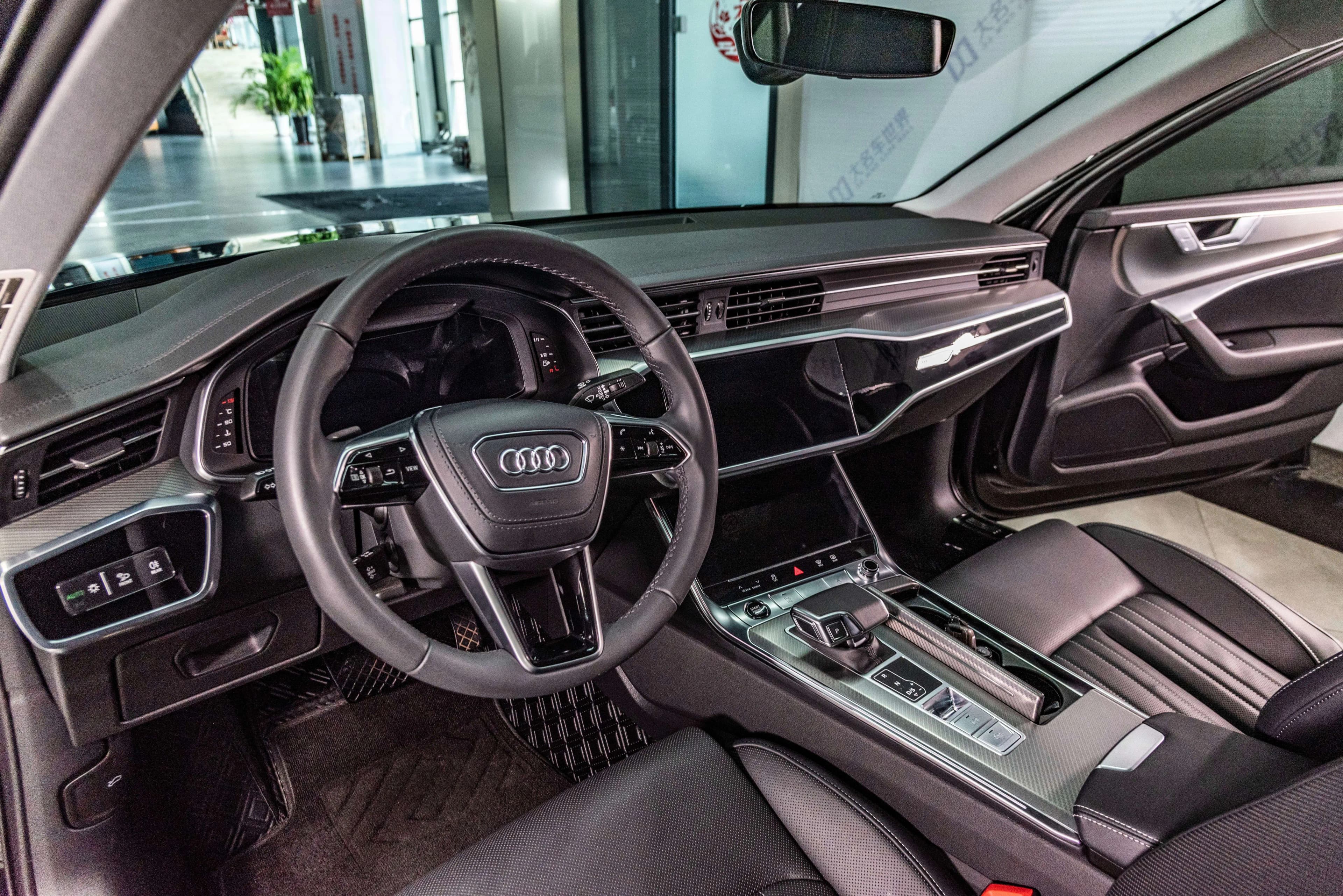 Audi A6L 2024 г. 26145 км. — фото 7