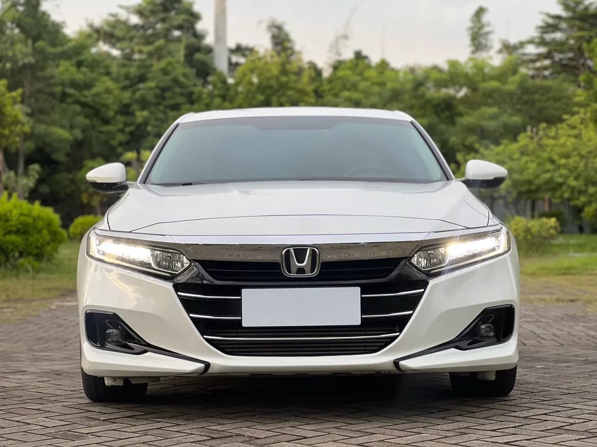 Honda Accord 2022 г. 19000 км. — фото 2