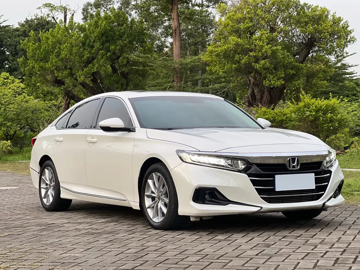 Honda Accord 2022 г. 19000 км. — фото 3