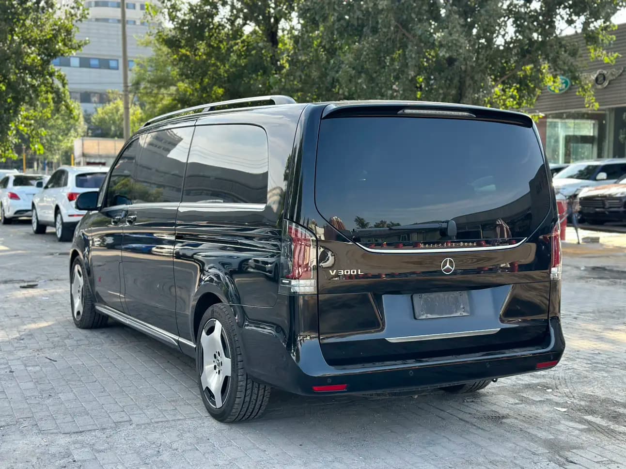 Mercedes-Benz Mercedes Benz V Class 2025 г. 18059 км. — фото 4