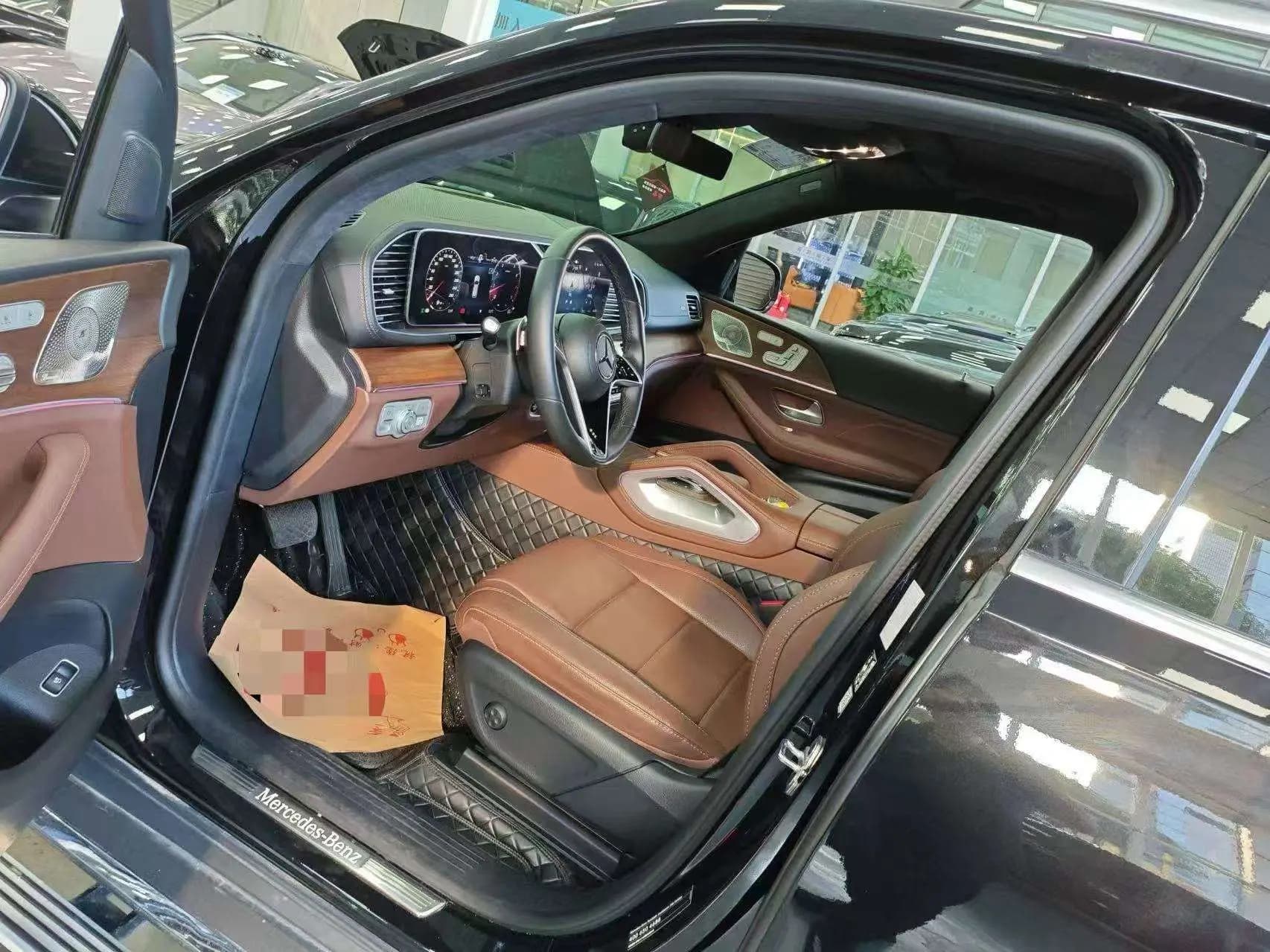 Mercedes-Benz GLE 2024 г. 32432 км. — фото 7