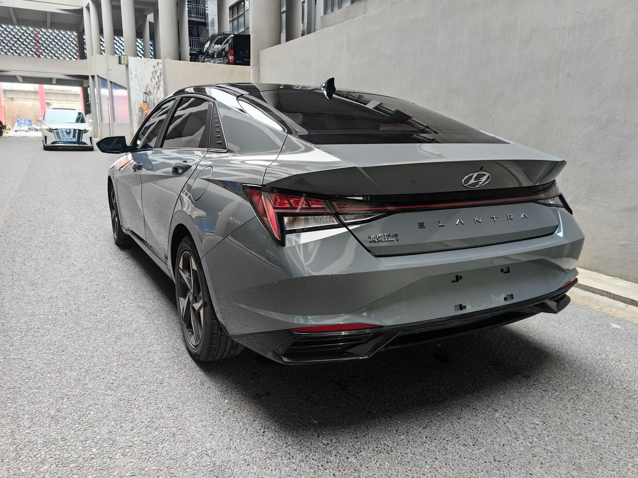 Hyundai Elantra 2023 г. 21059 км. — фото 4