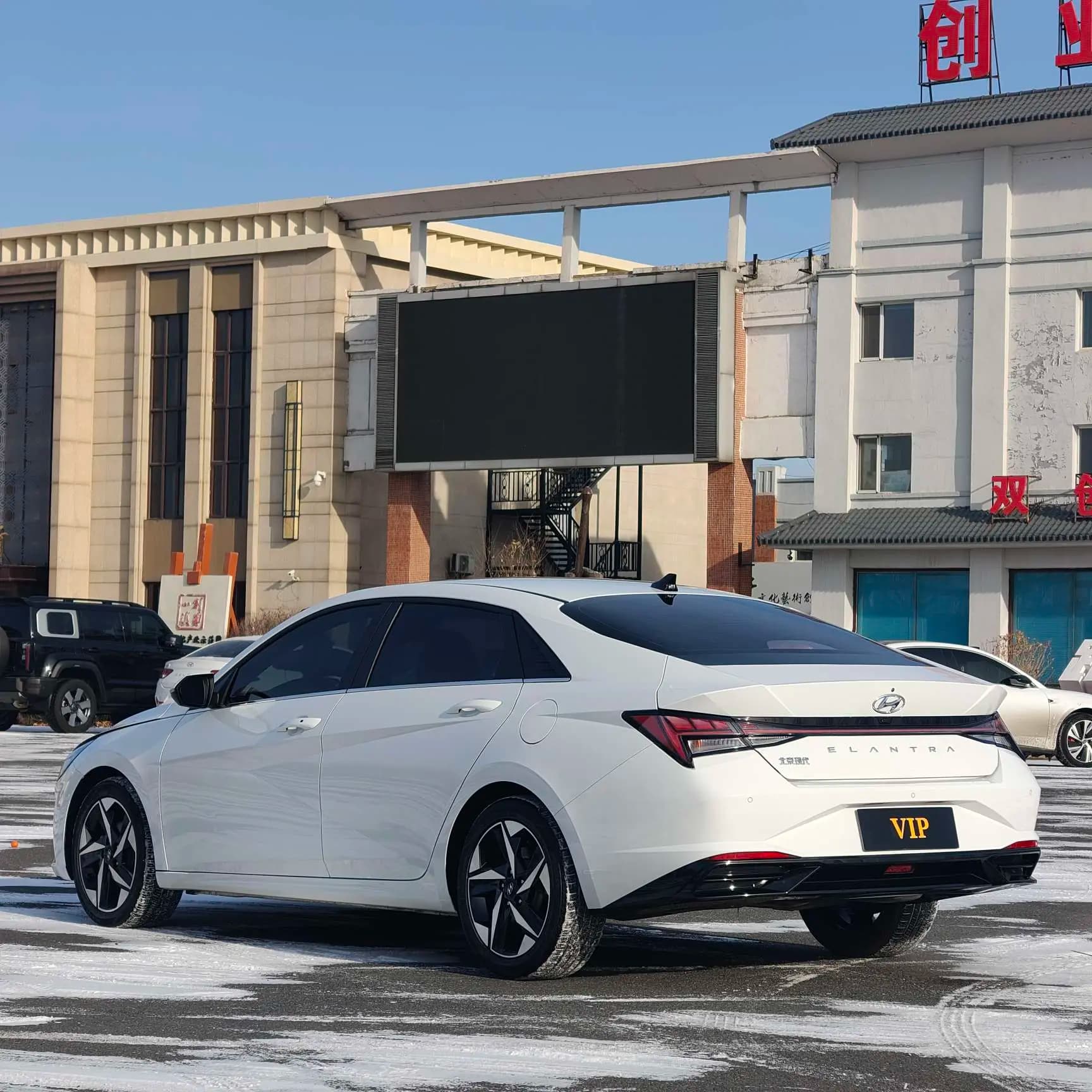 Hyundai Elantra 2022 г. 14060 км. — фото 4