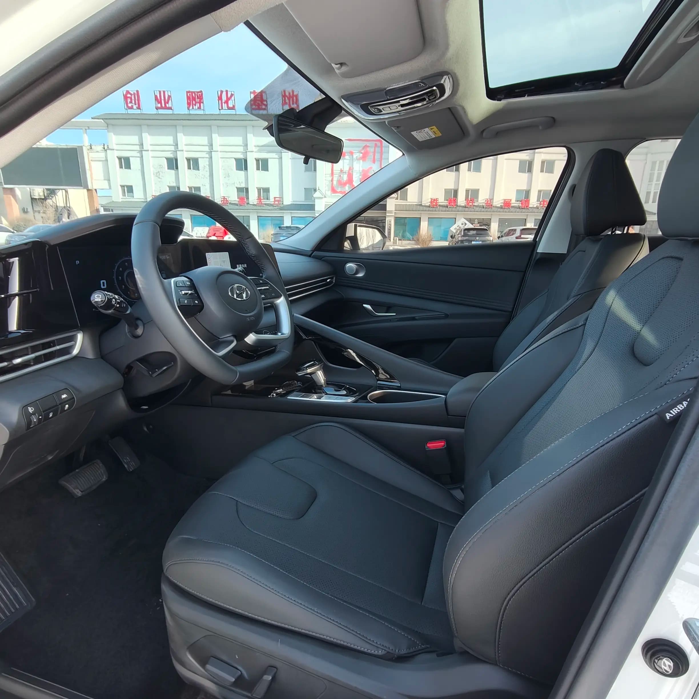 Hyundai Elantra 2022 г. 14060 км. — фото 8