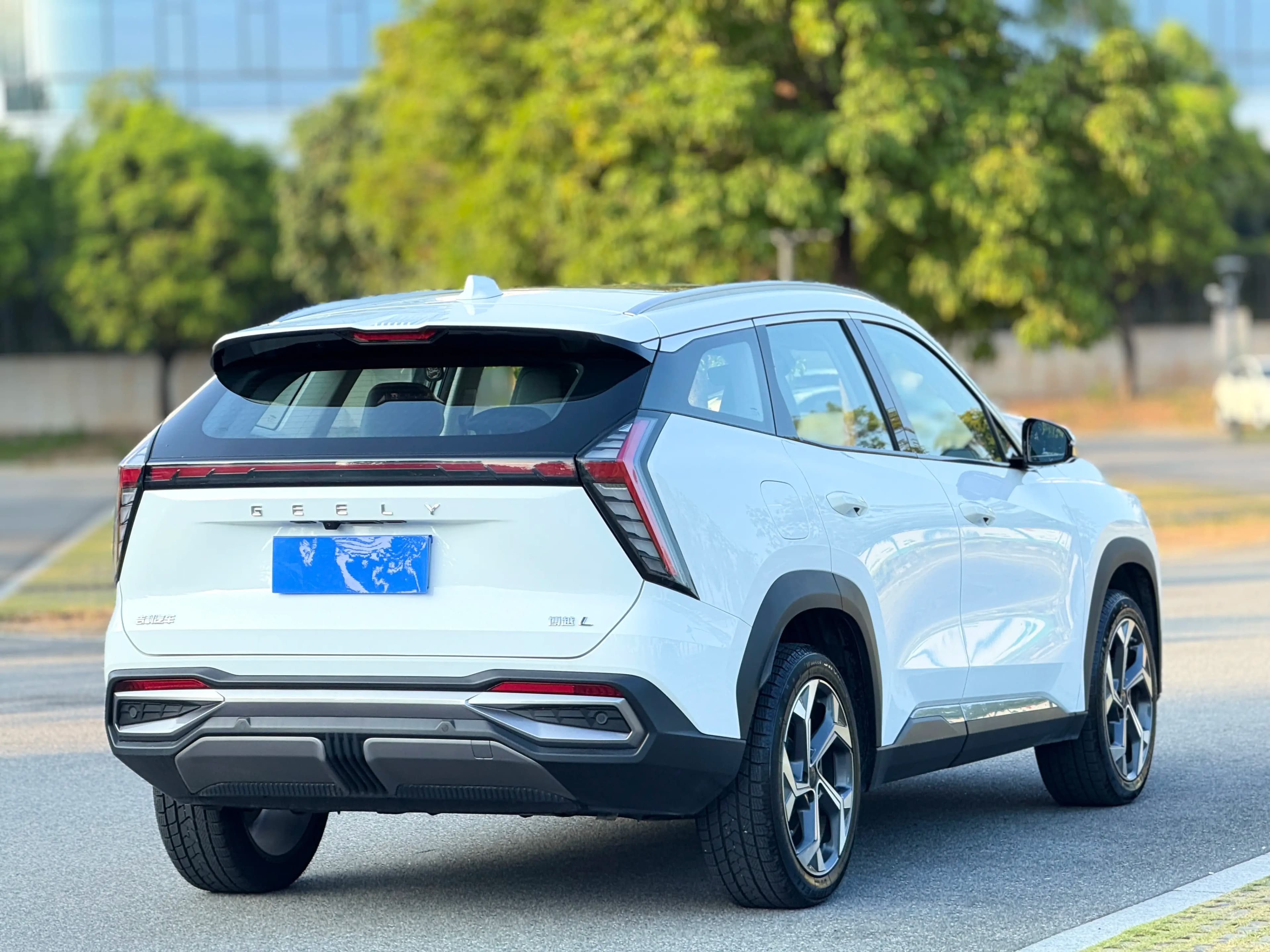 Geely Atlas L 2024 г. 20105 км. — фото 6